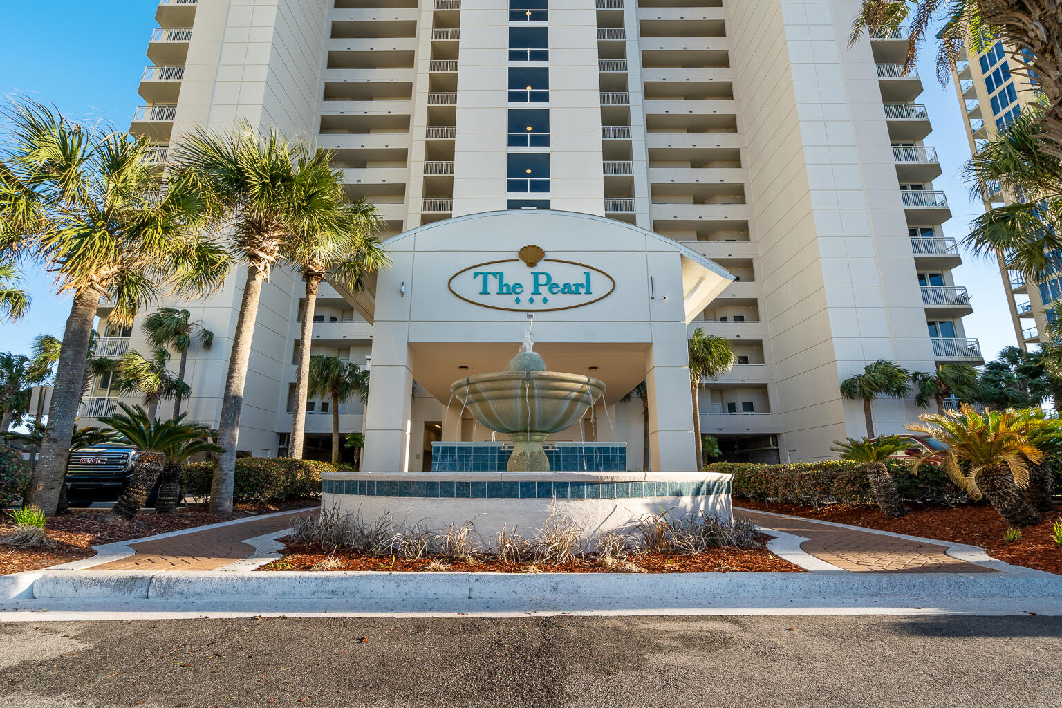 PEARL OF NAVARRE (THE) - Residential