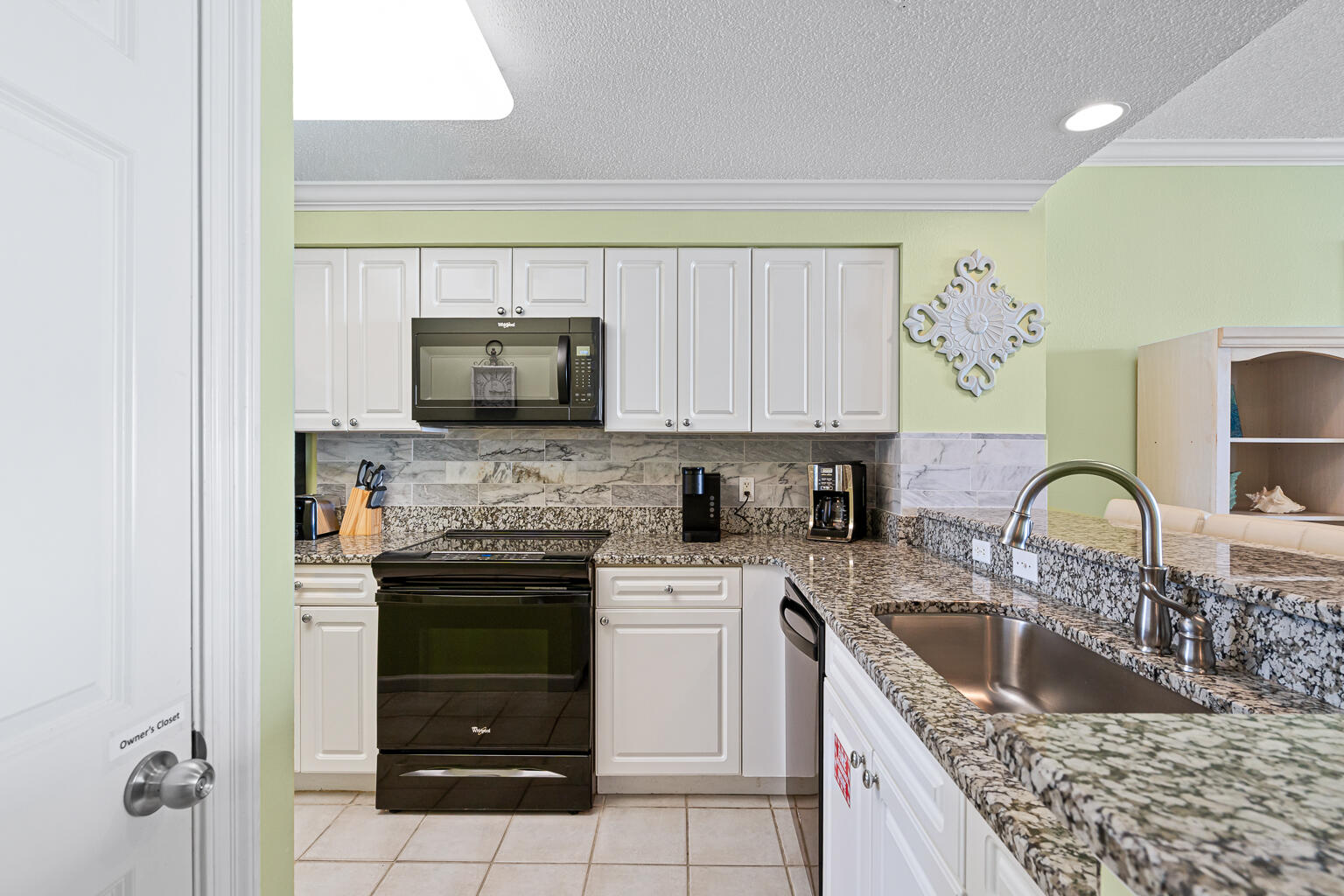 PEARL OF NAVARRE (THE) - Residential