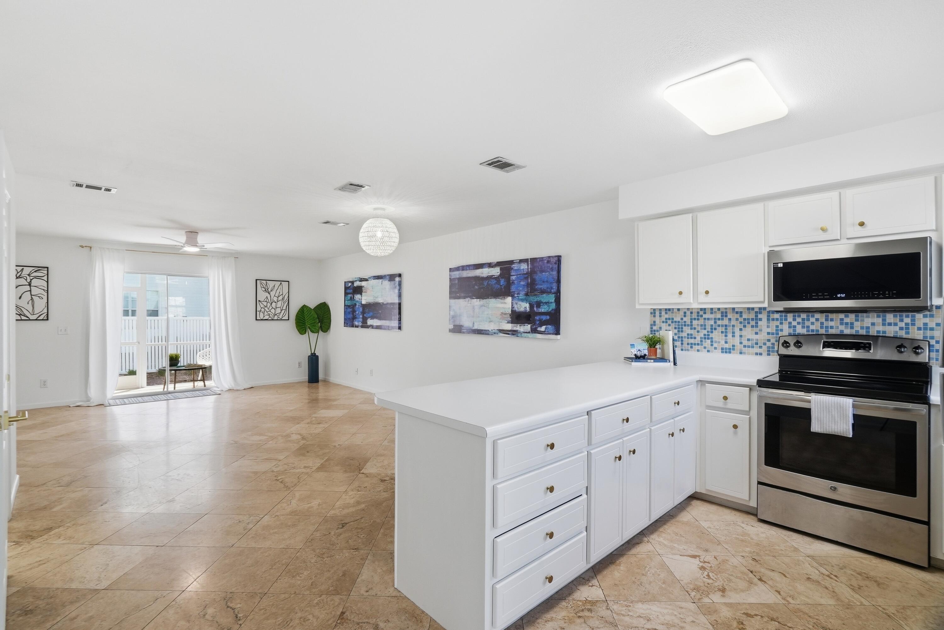 SUMMERLAKE T/H - Residential