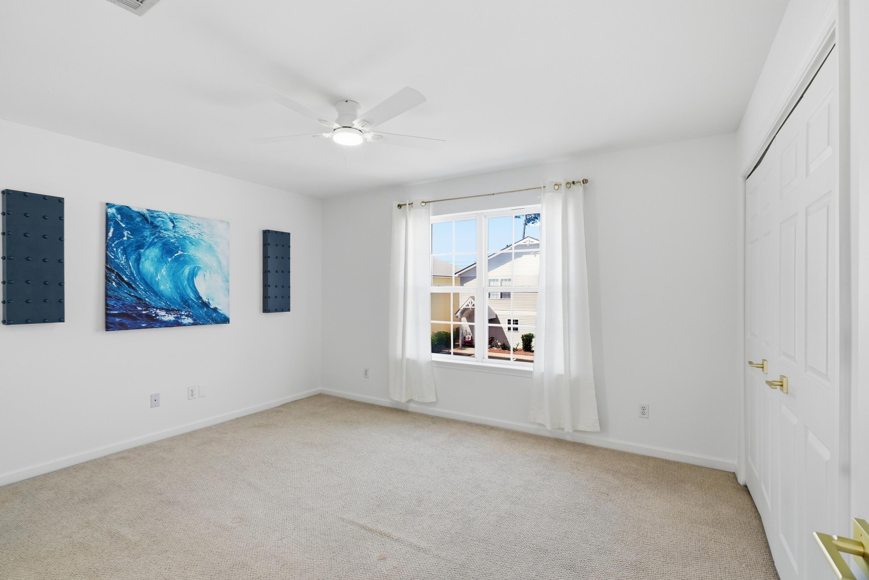 SUMMERLAKE T/H - Residential