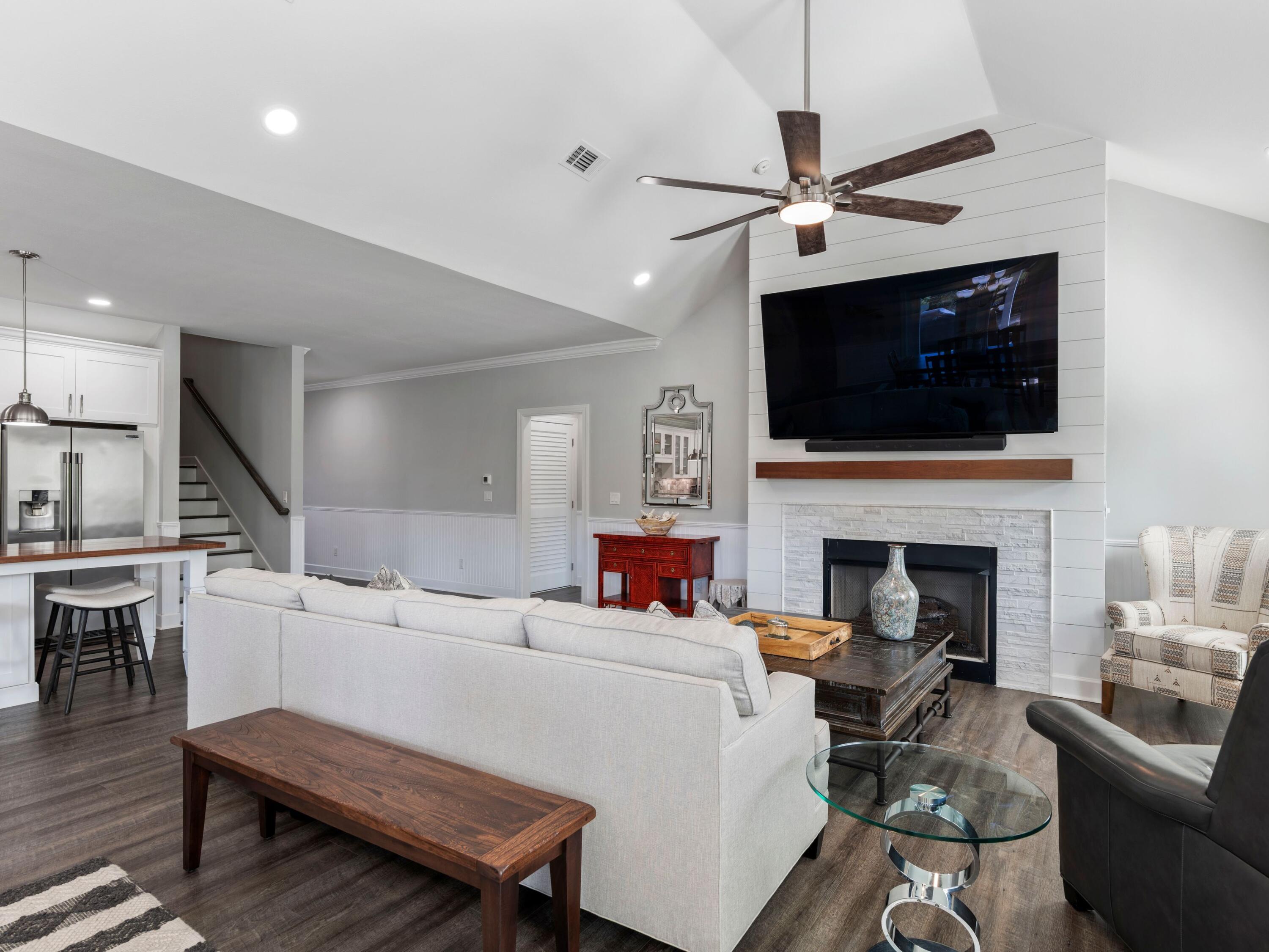 LAKEVIEW - Residential