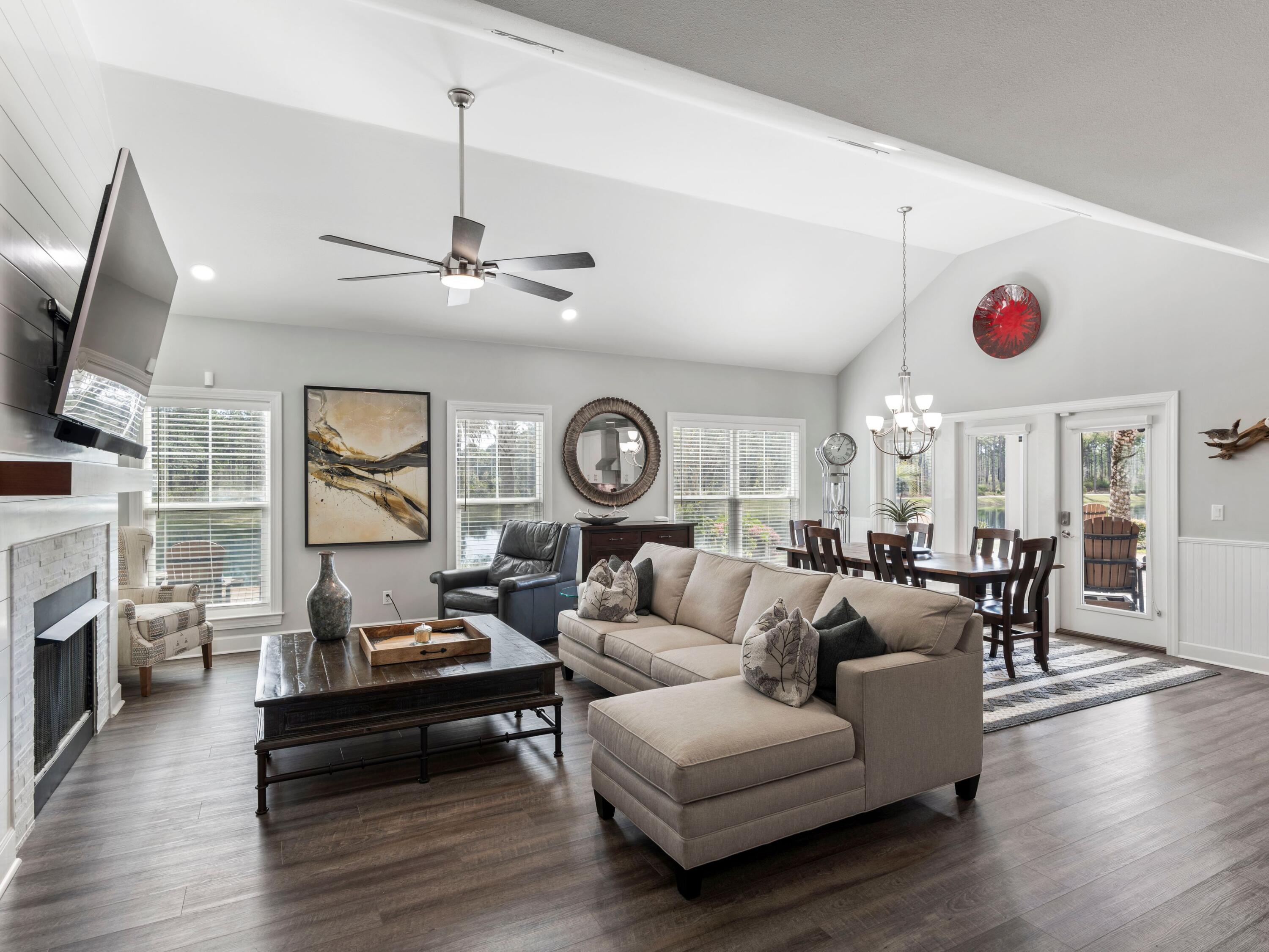 LAKEVIEW - Residential