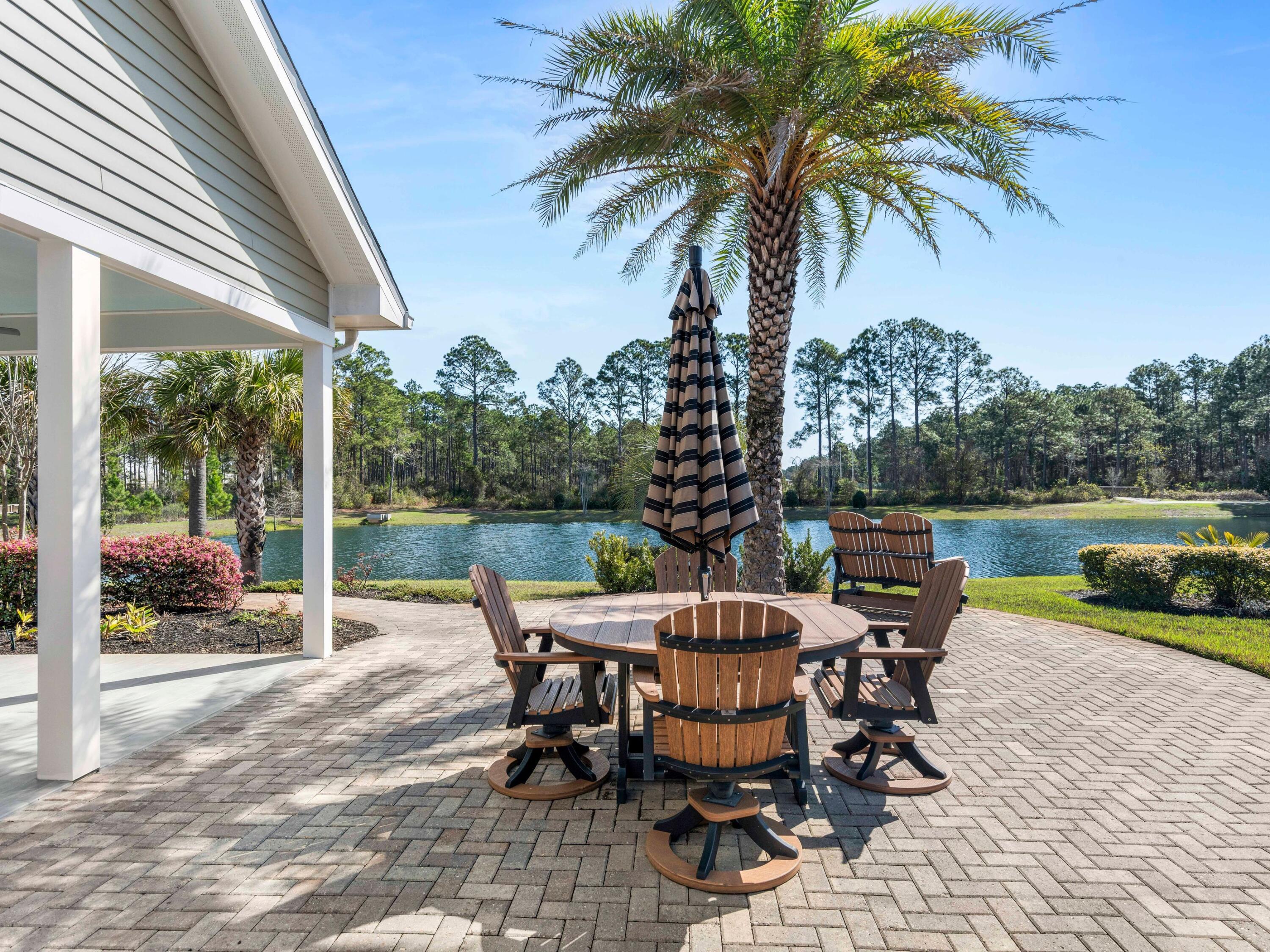 LAKEVIEW - Residential