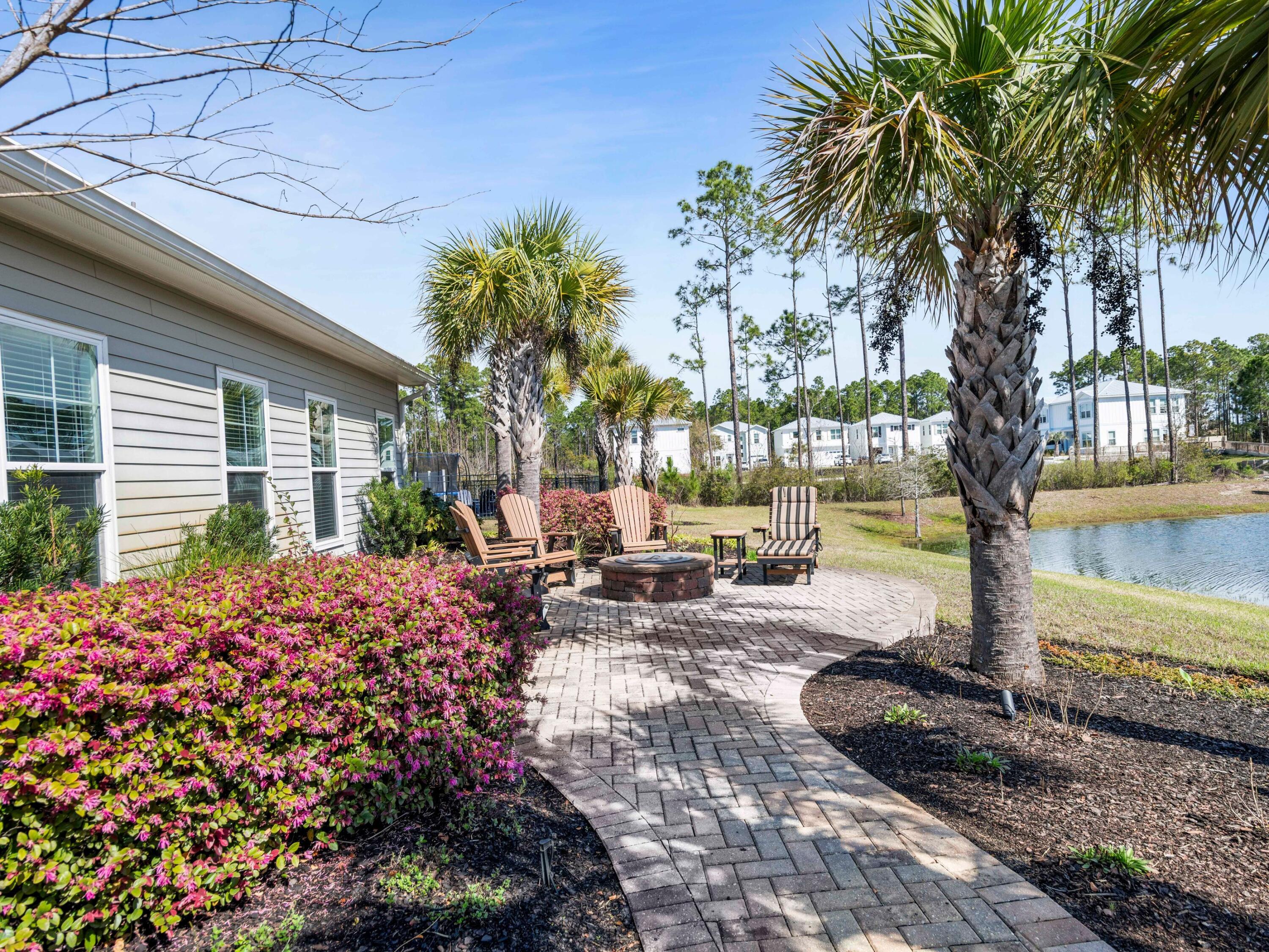 LAKEVIEW - Residential