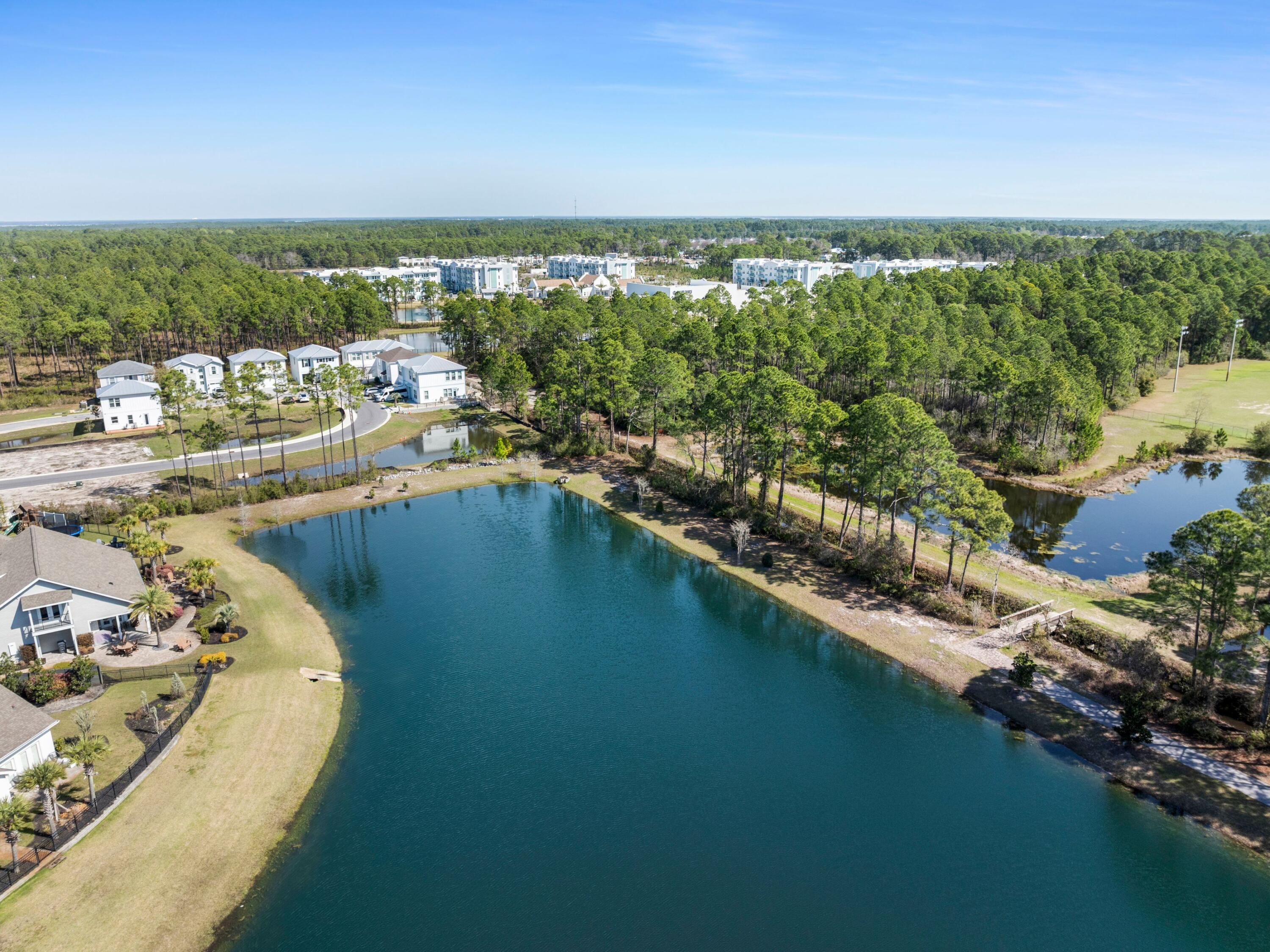 LAKEVIEW - Residential