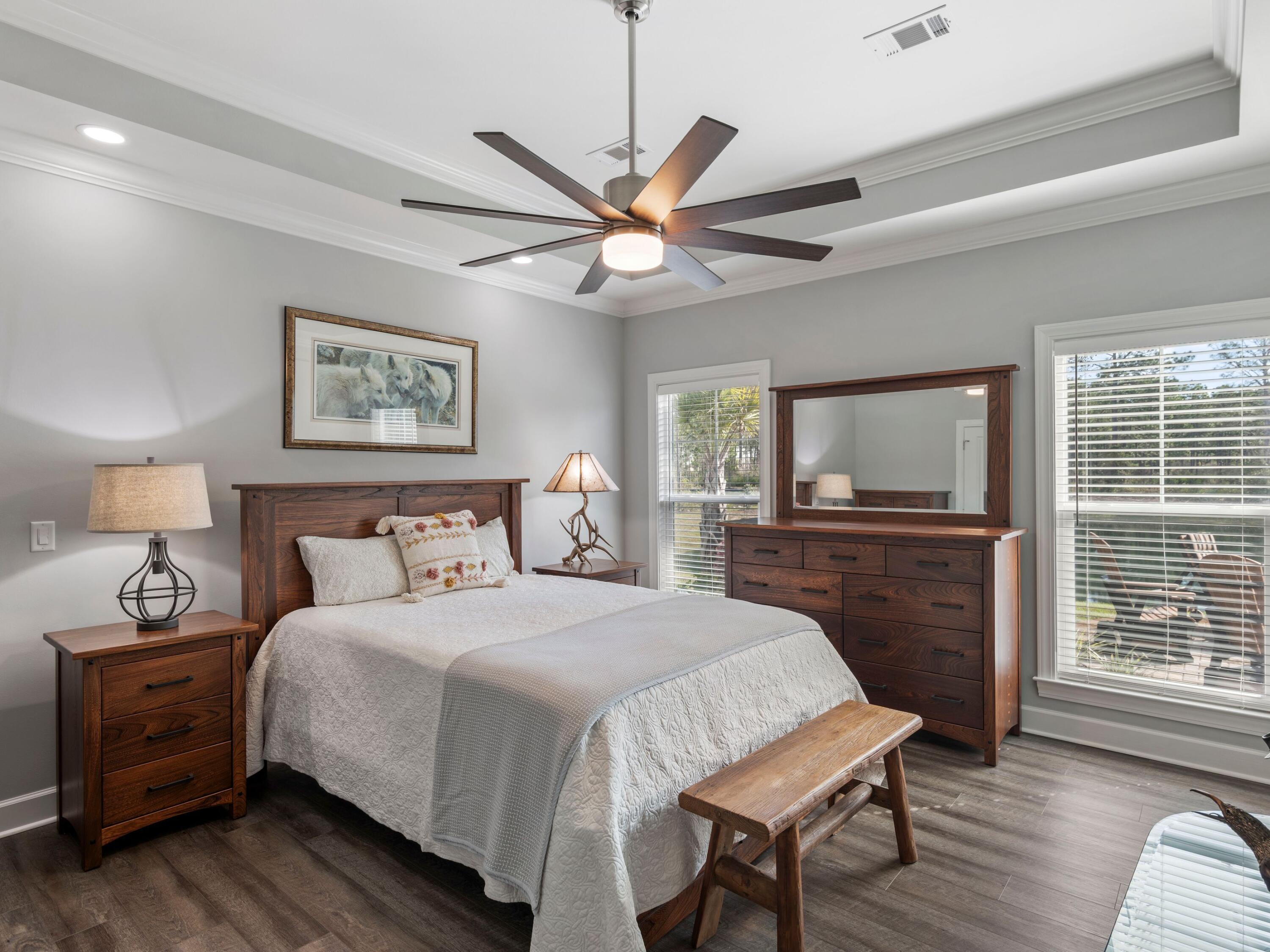 LAKEVIEW - Residential