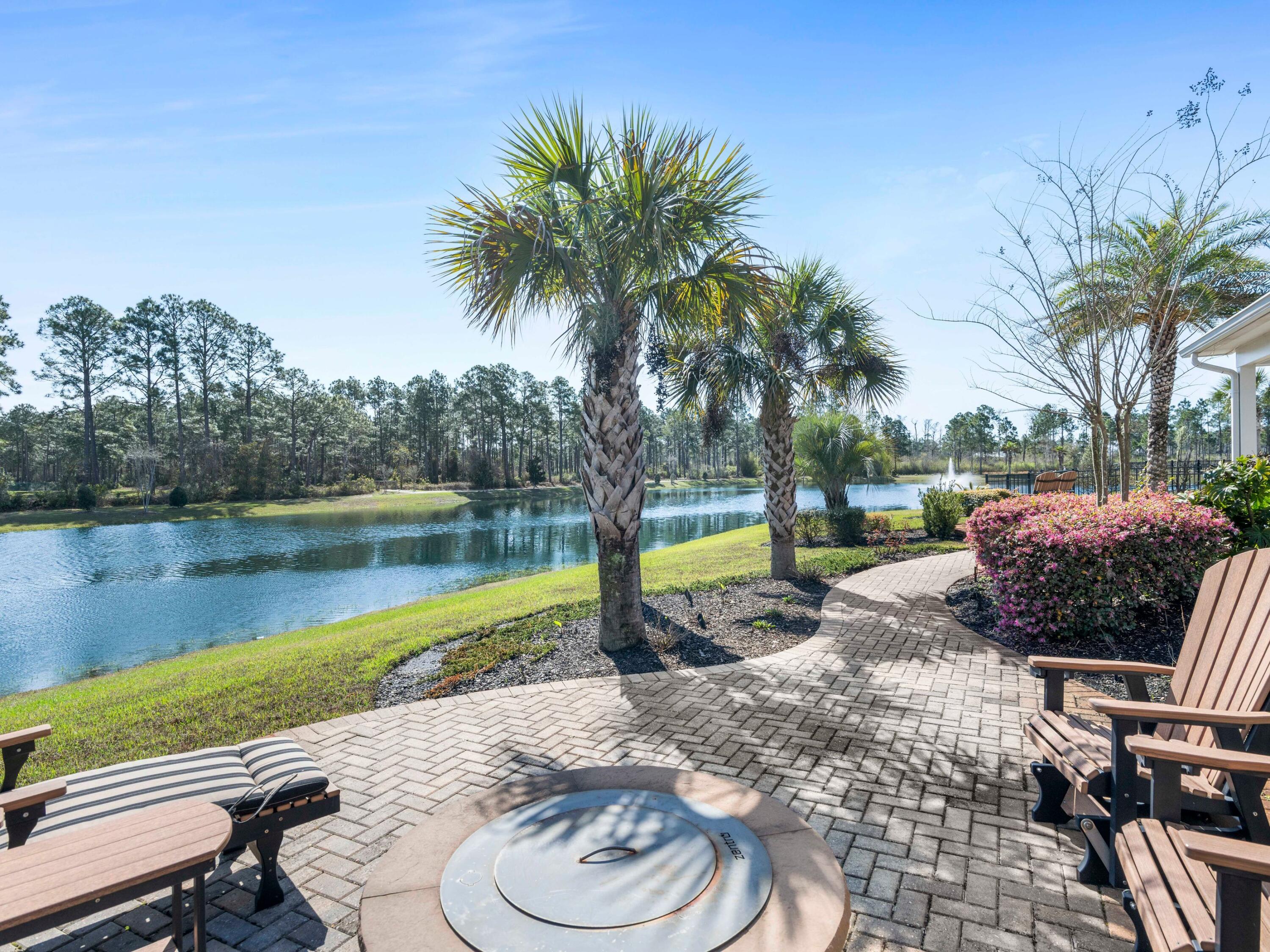 LAKEVIEW - Residential