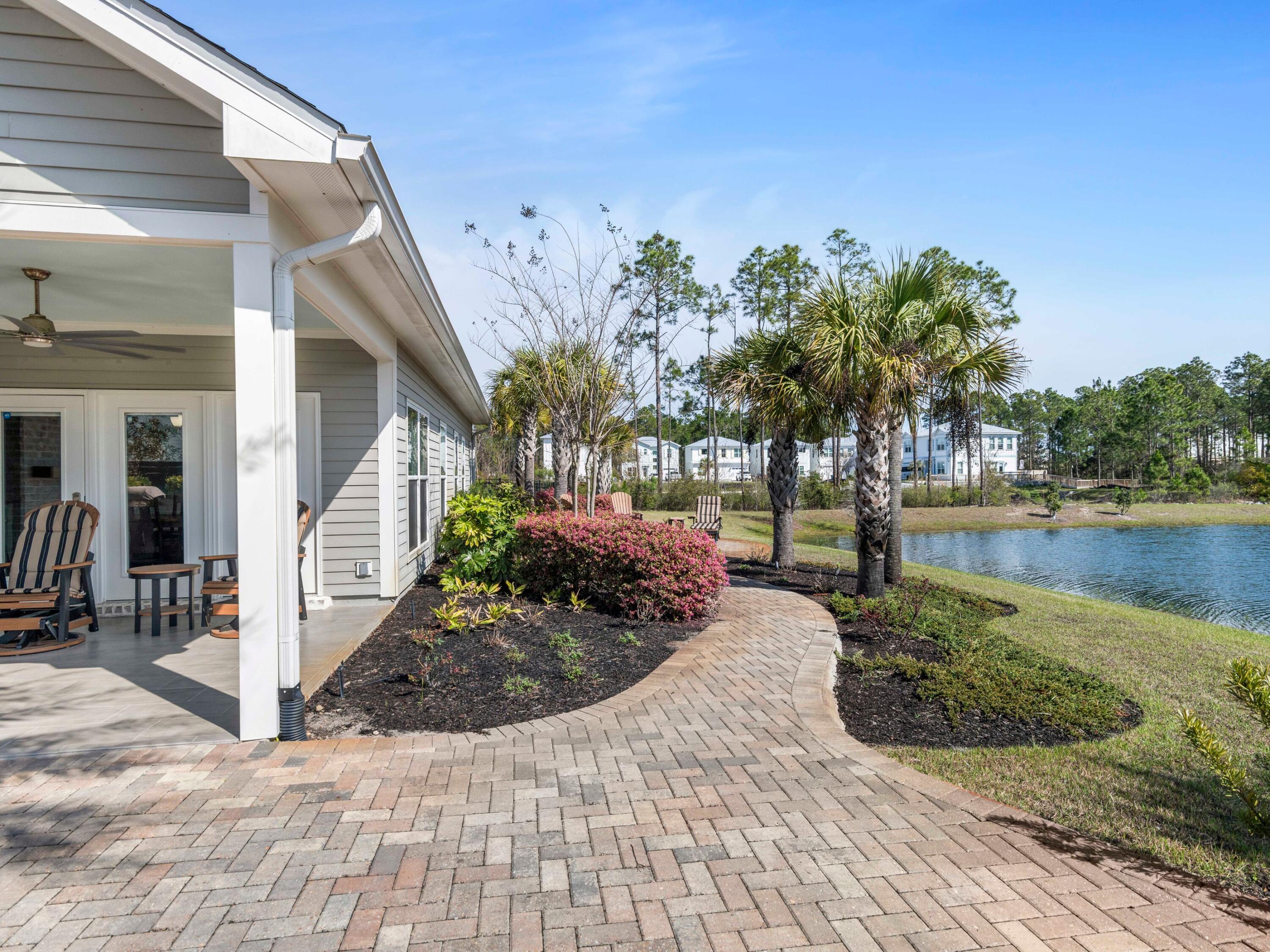 LAKEVIEW - Residential