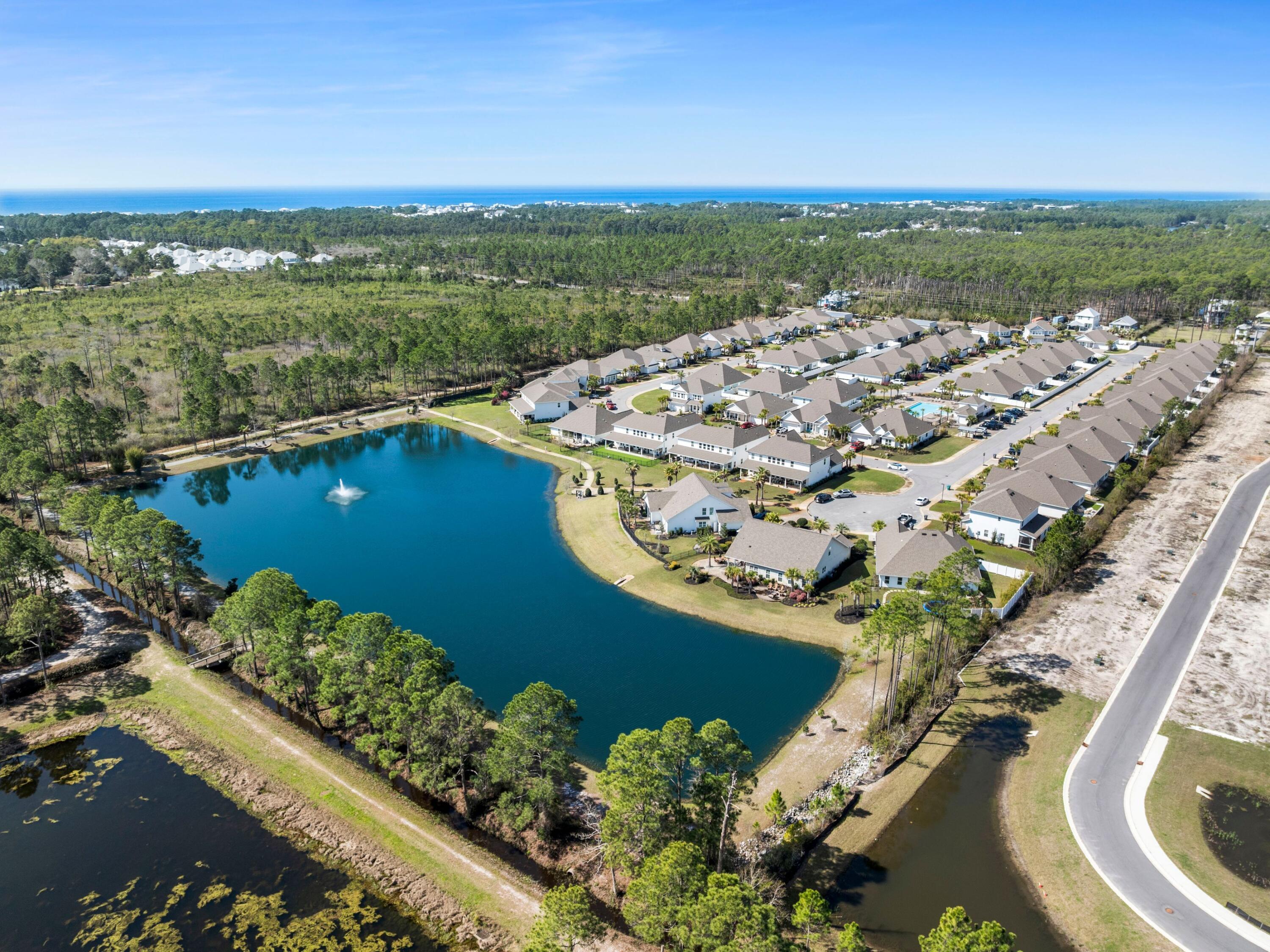 LAKEVIEW - Residential