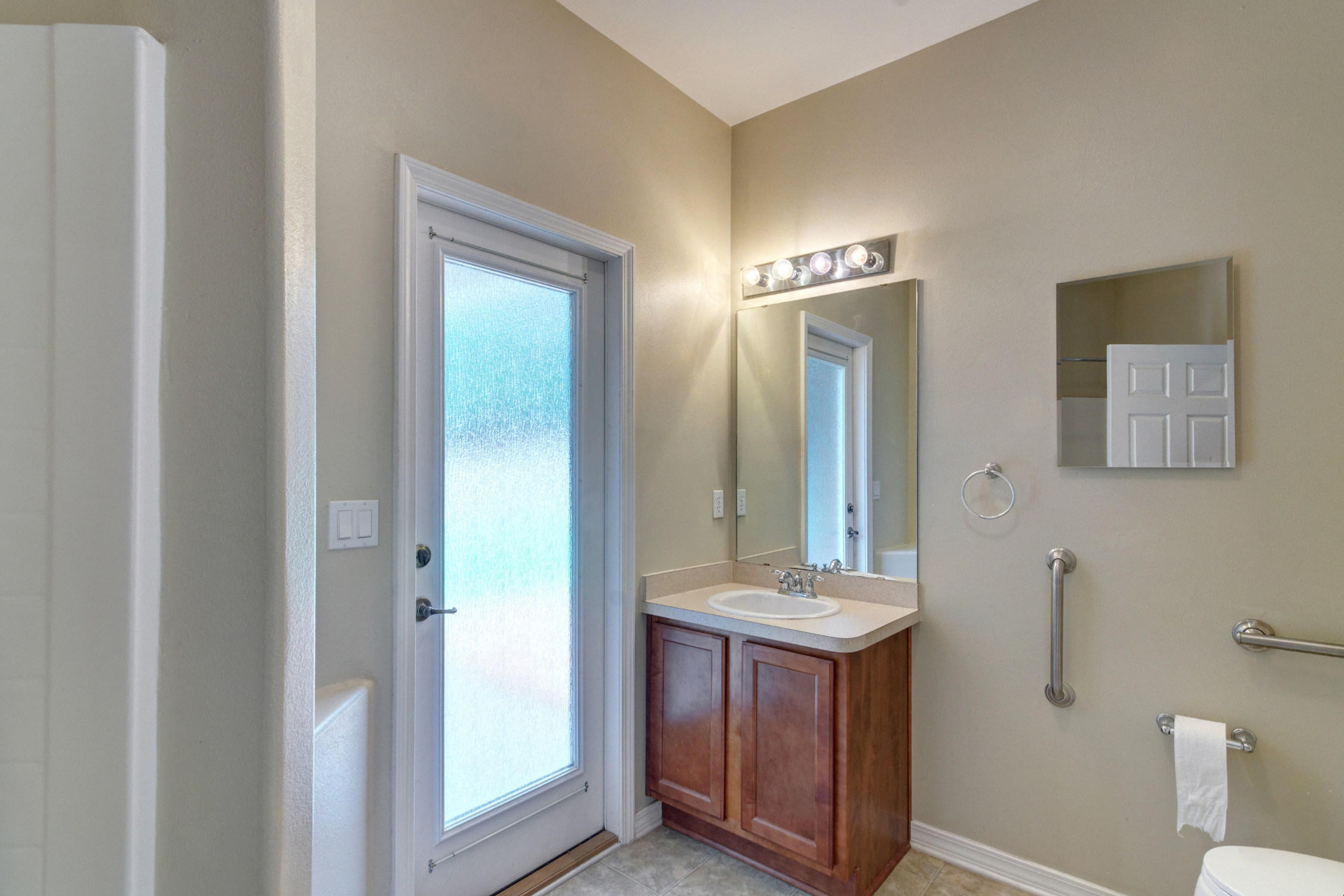 MOSSY OAKS - Residential