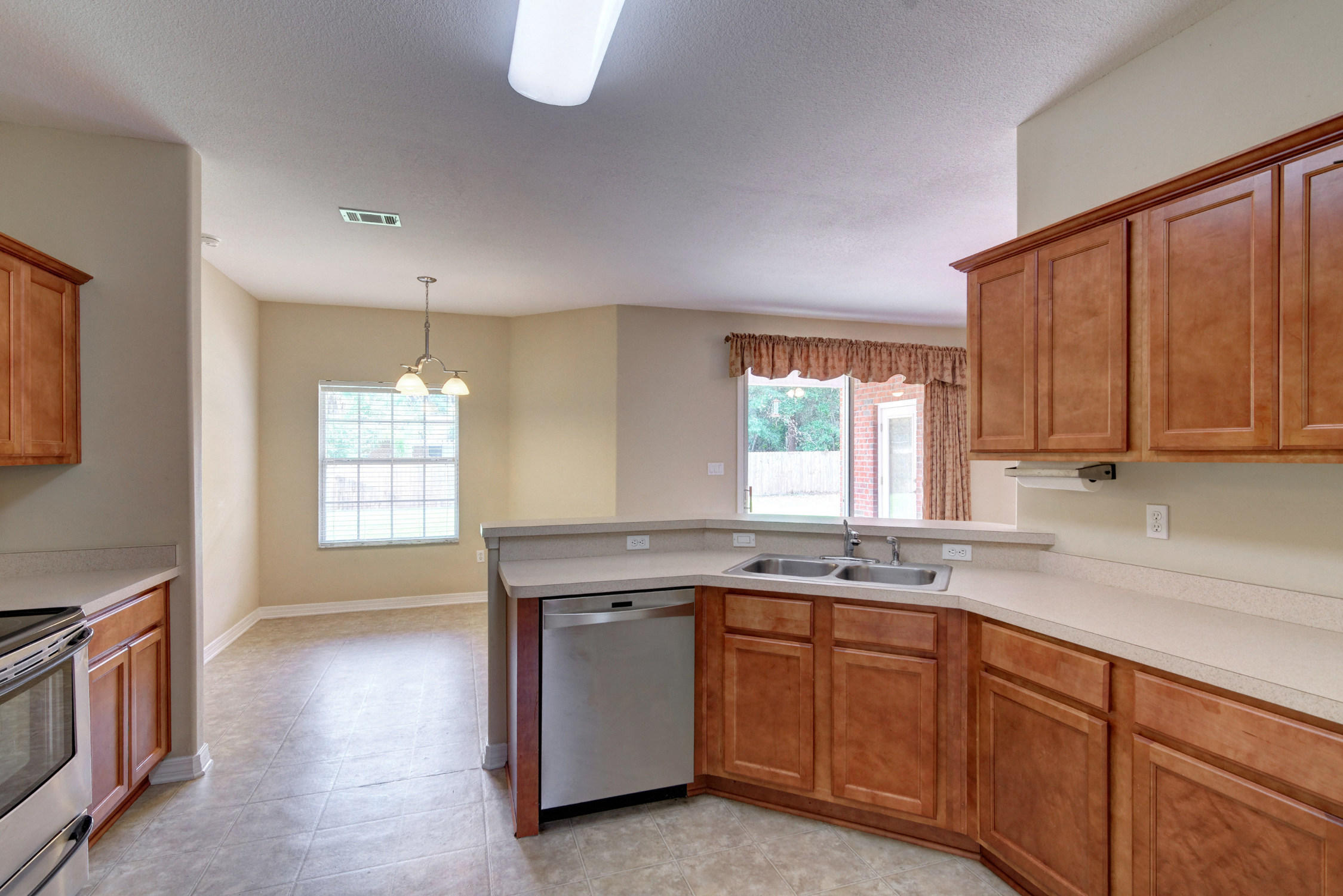 MOSSY OAKS - Residential