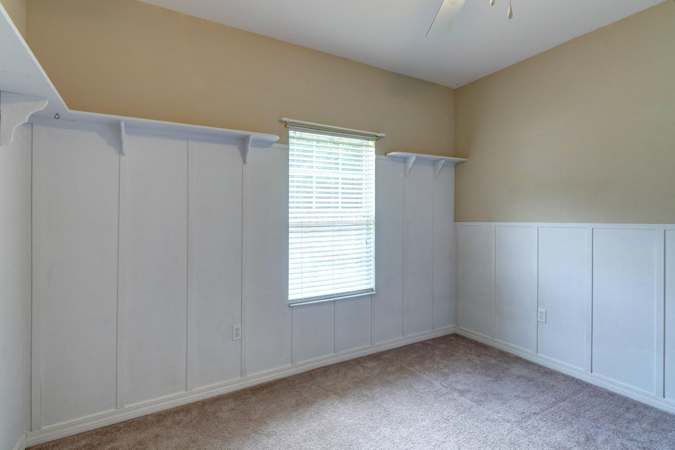 MOSSY OAKS - Residential