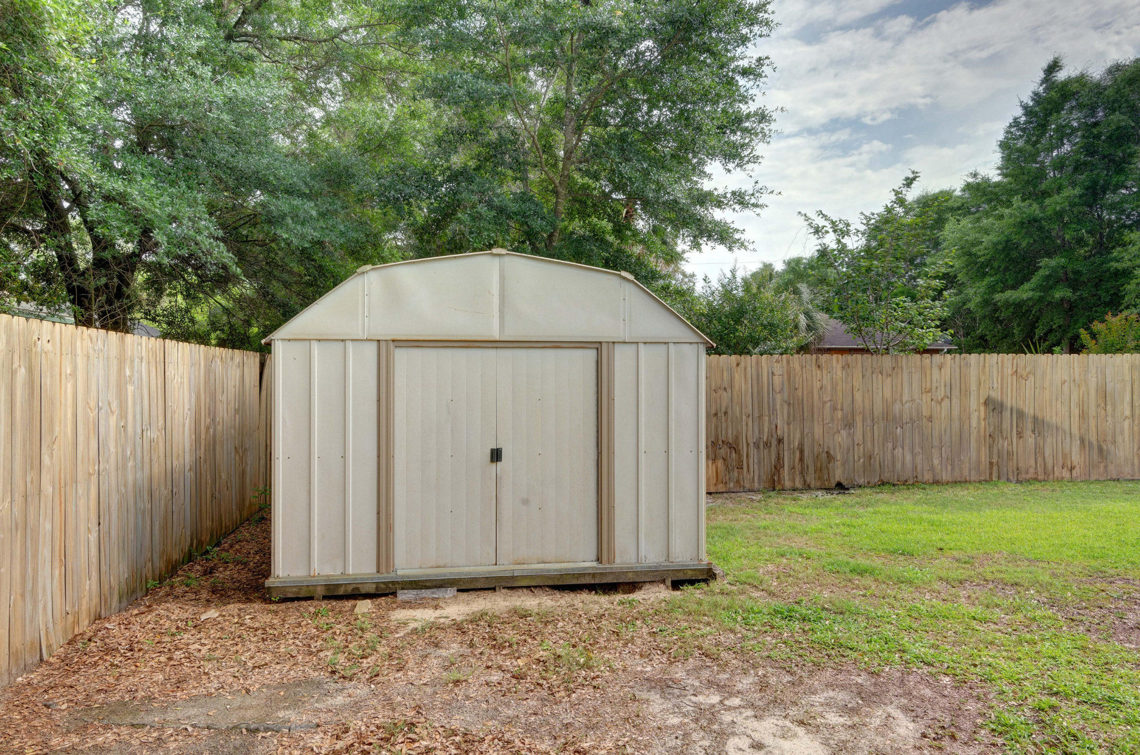 MOSSY OAKS - Residential