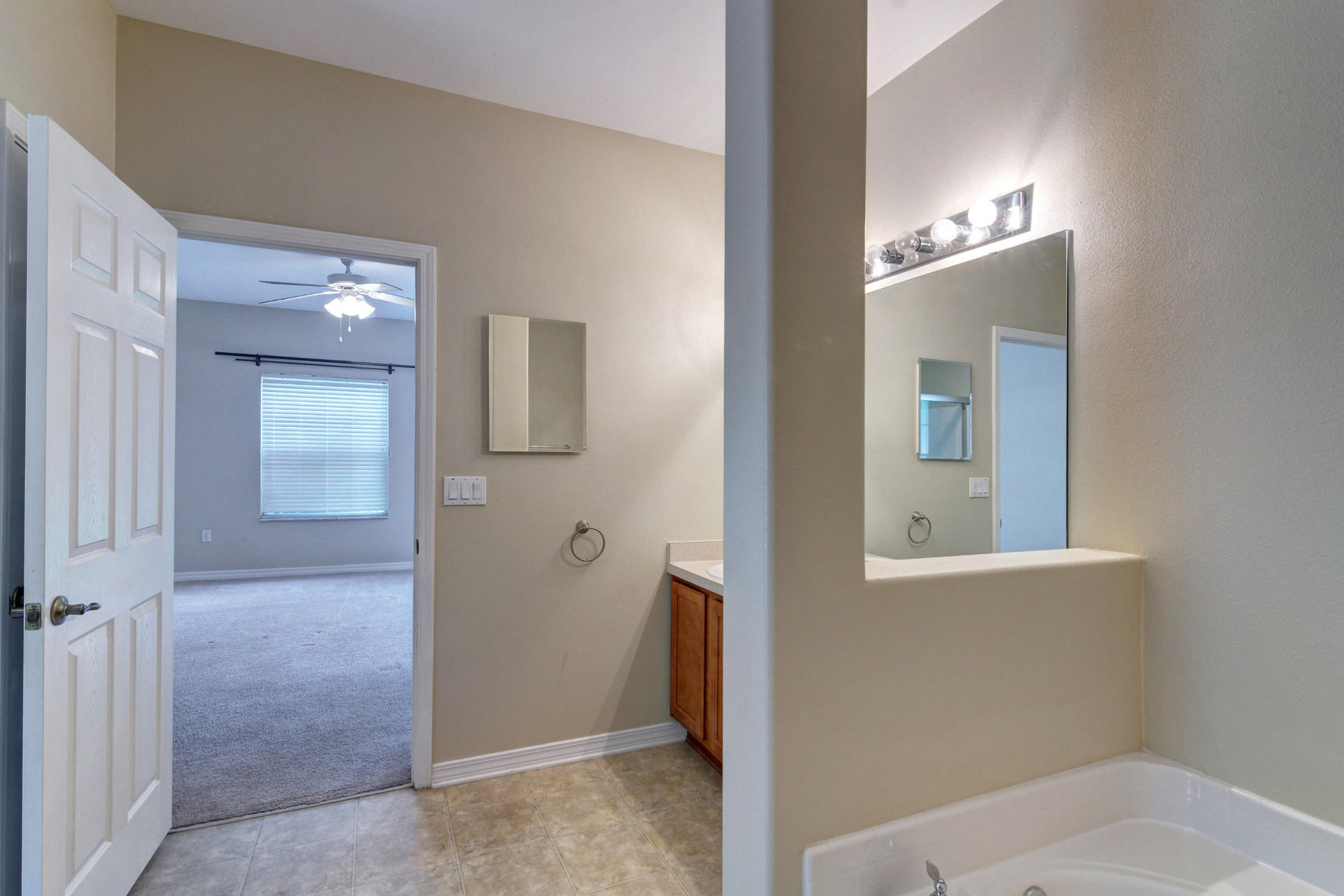 MOSSY OAKS - Residential