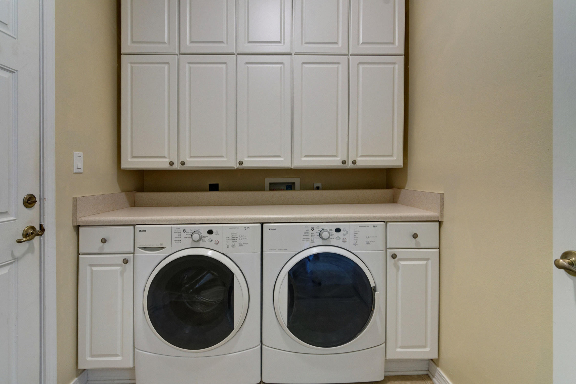 MOSSY OAKS - Residential