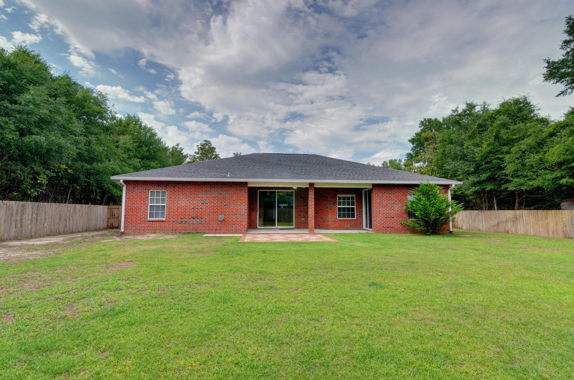 MOSSY OAKS - Residential