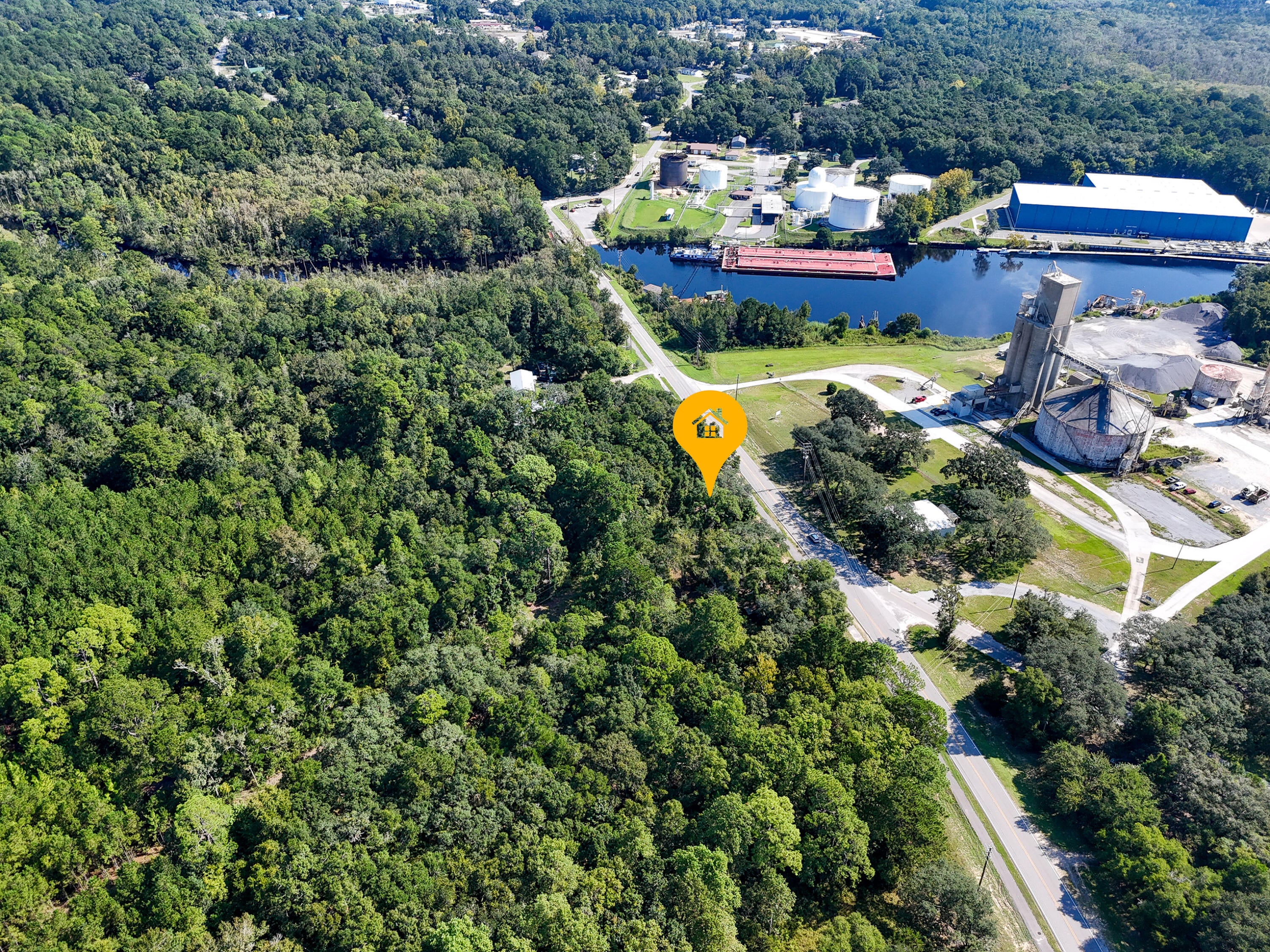 700 E County Highway 83A