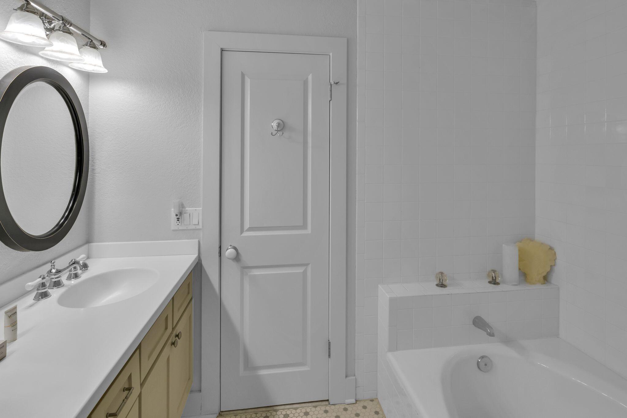 TOPS'L TENNIS VILLAGE - Residential