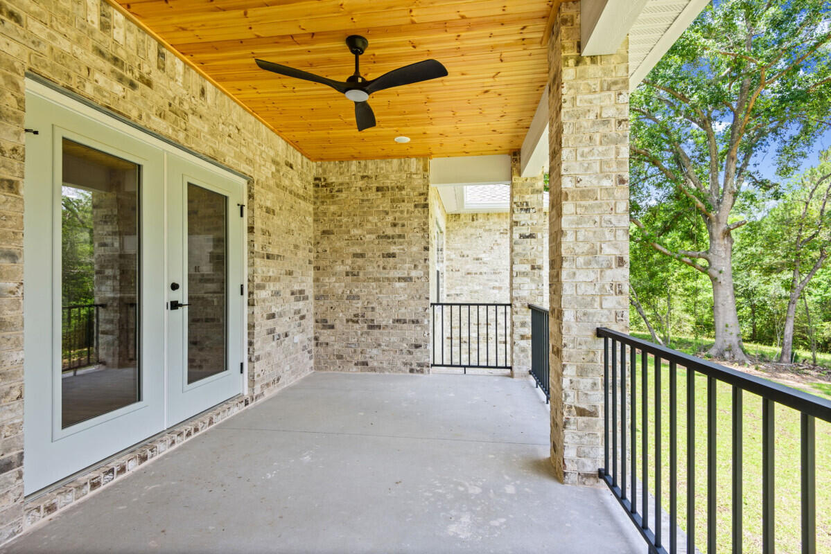 TEN LAKE ESTATES UNIT 2 - Residential