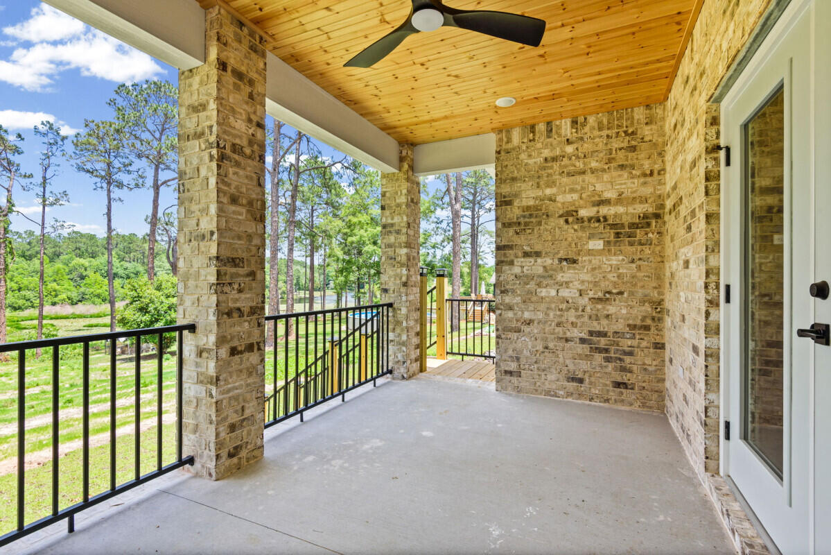 TEN LAKE ESTATES UNIT 2 - Residential