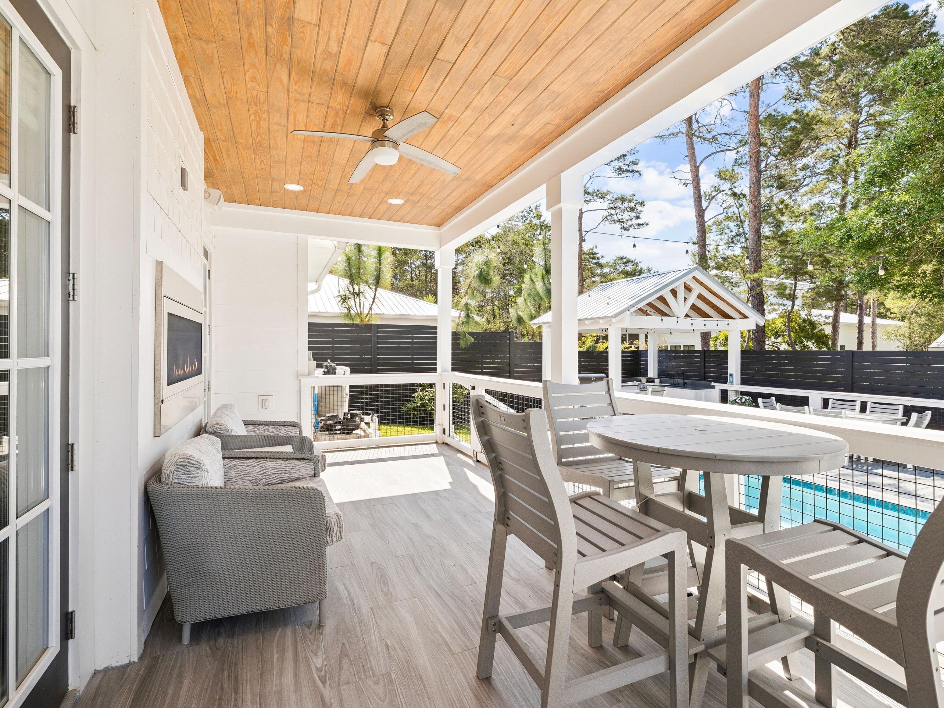 GULFVIEW HEIGHTS - Residential