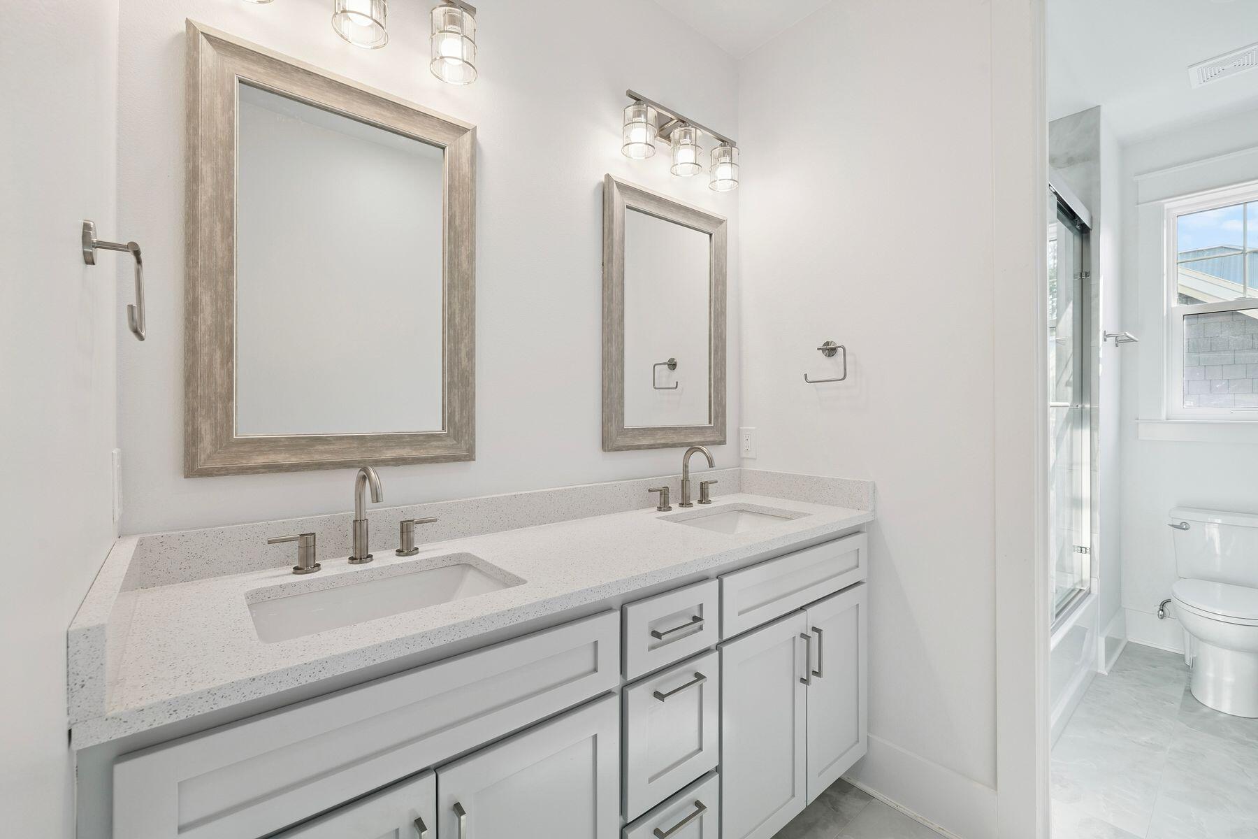 EAGLE BAY - Residential