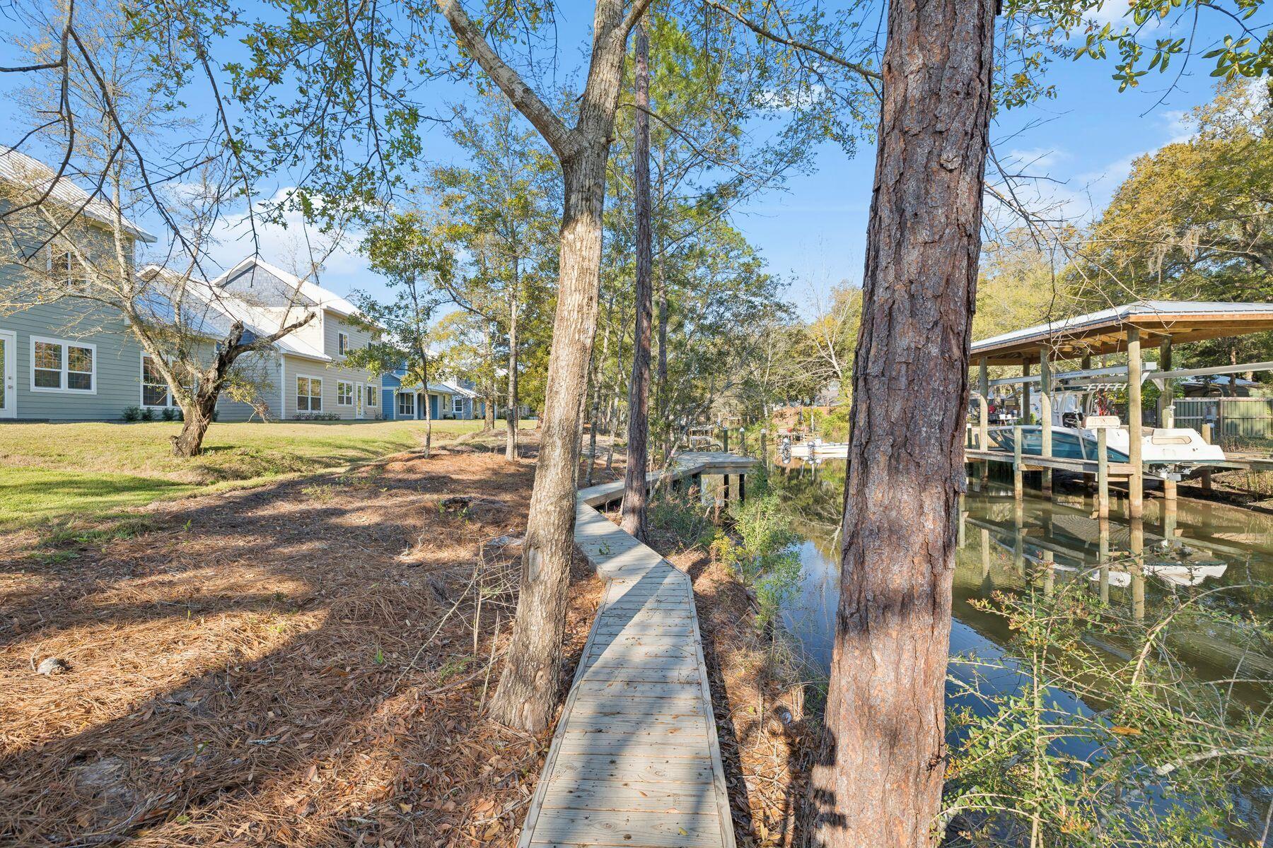 EAGLE BAY - Residential