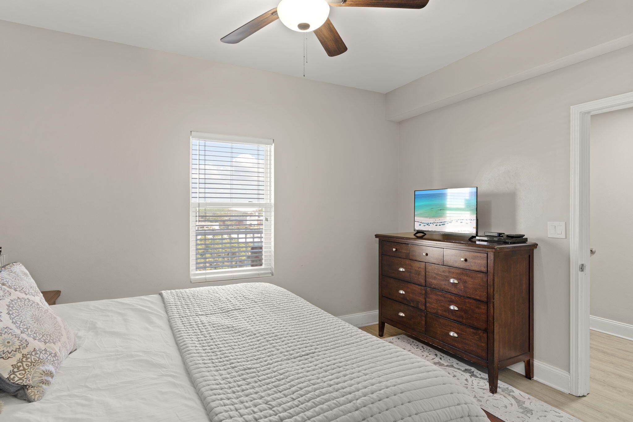 Laketown Wharf Phase II - Residential