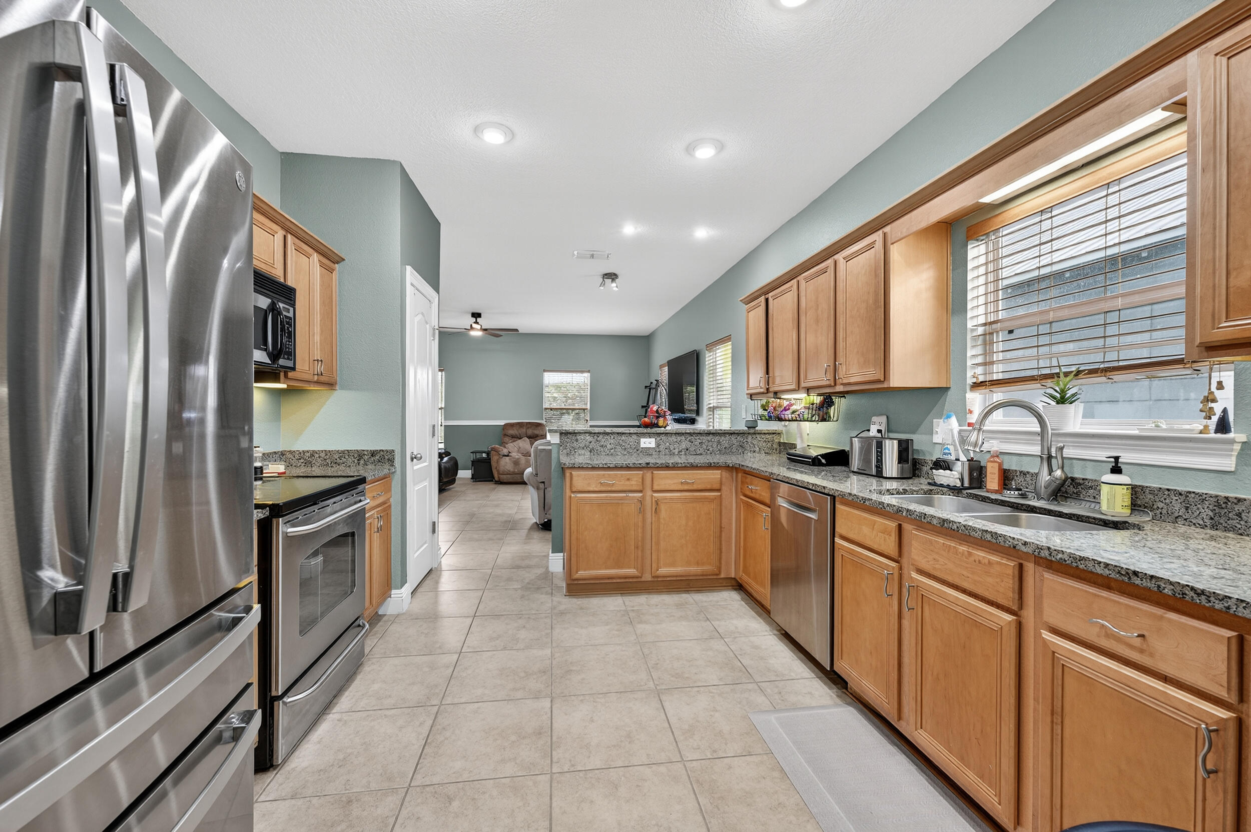 EAGLE BAY - Residential