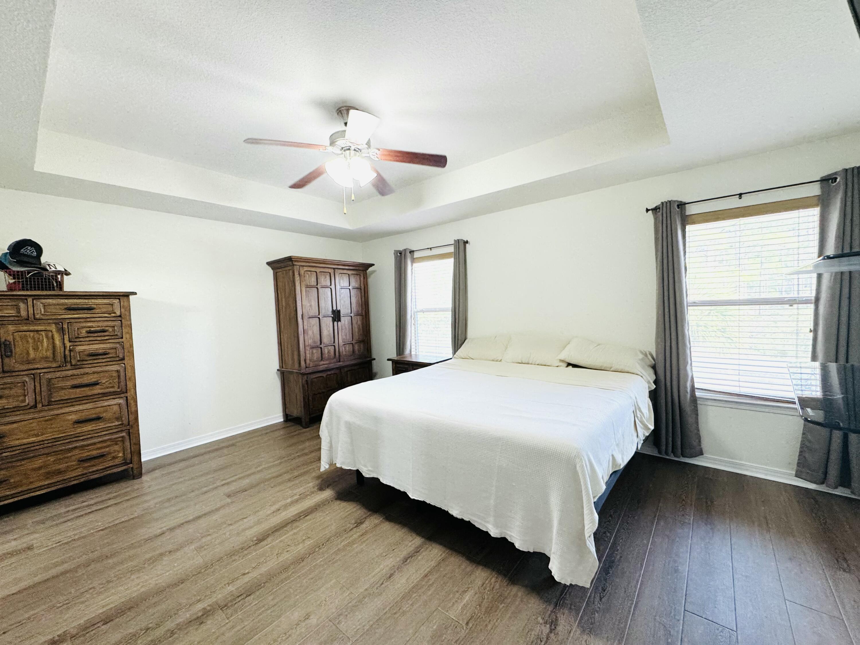 EAGLE BAY - Residential