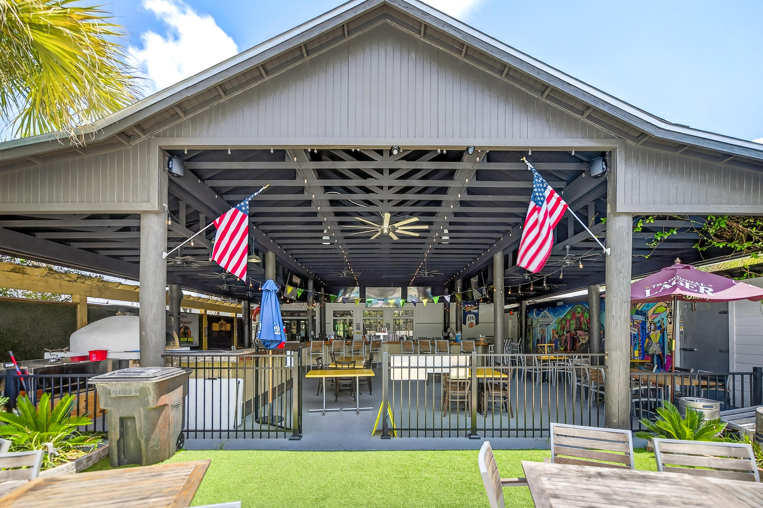 EAGLE BAY - Residential