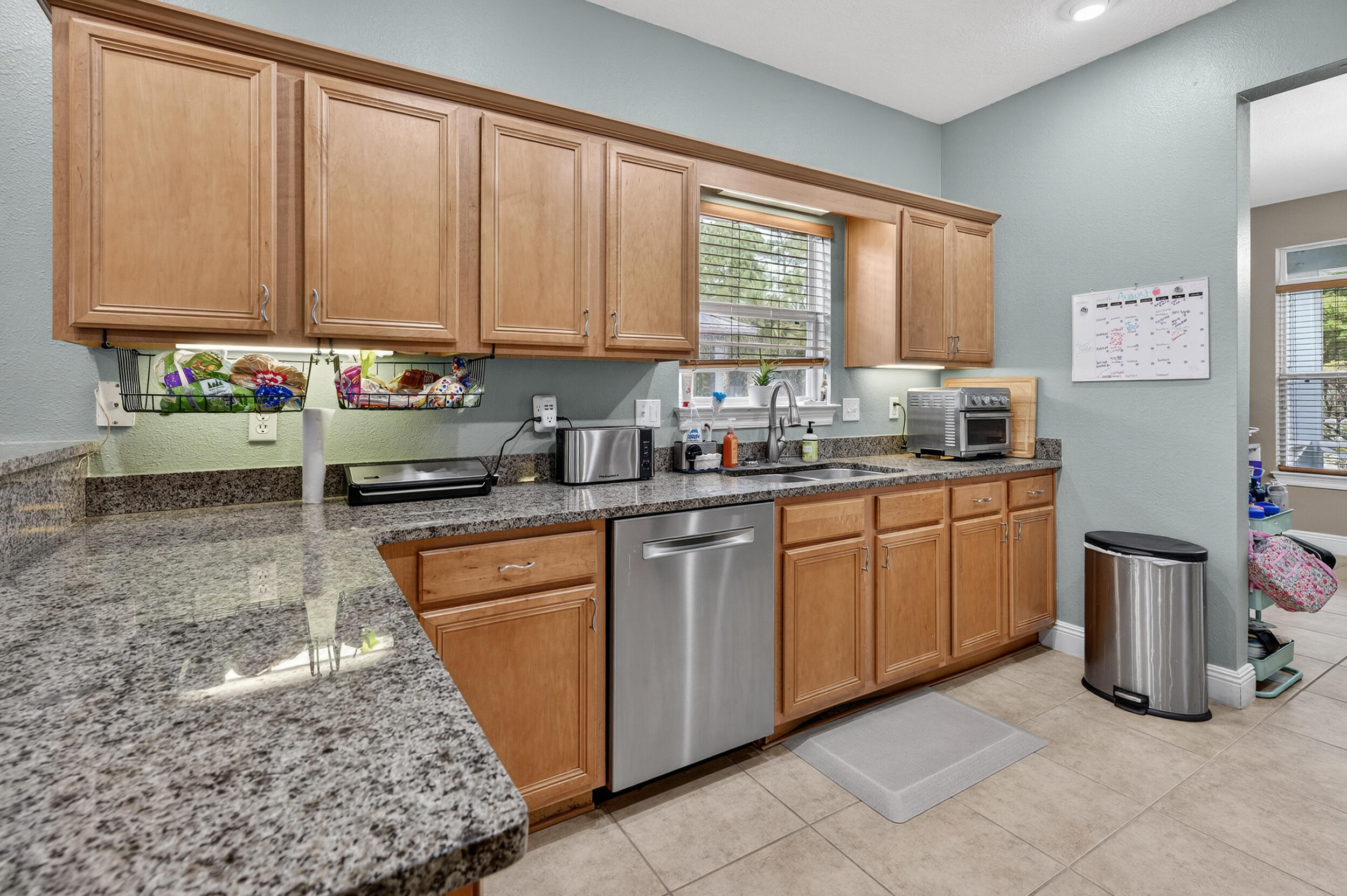 EAGLE BAY - Residential