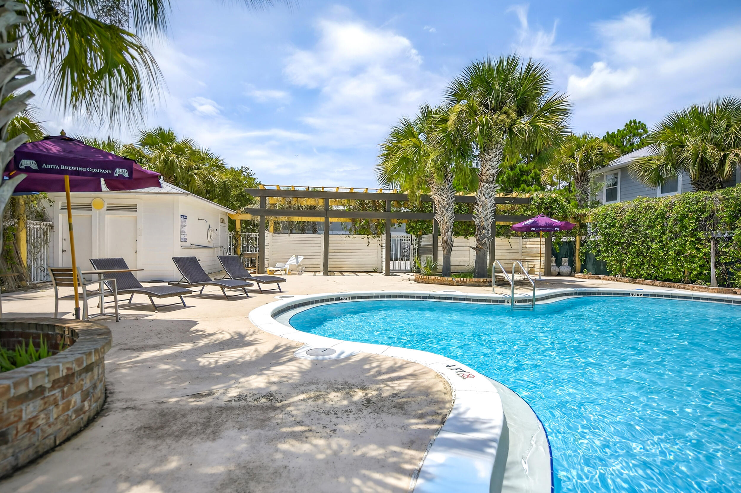 EAGLE BAY - Residential