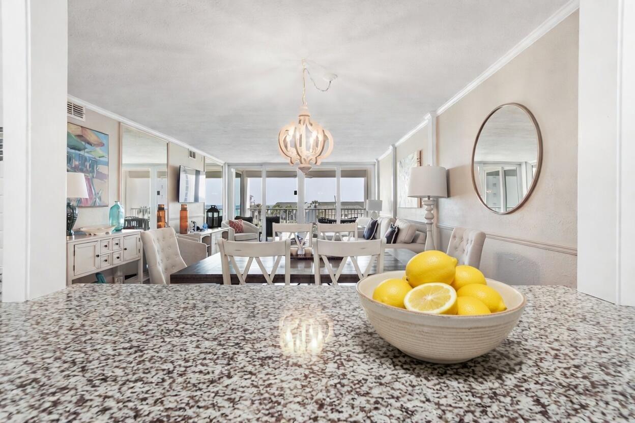 SHORELINE TOWERS 3 - Residential