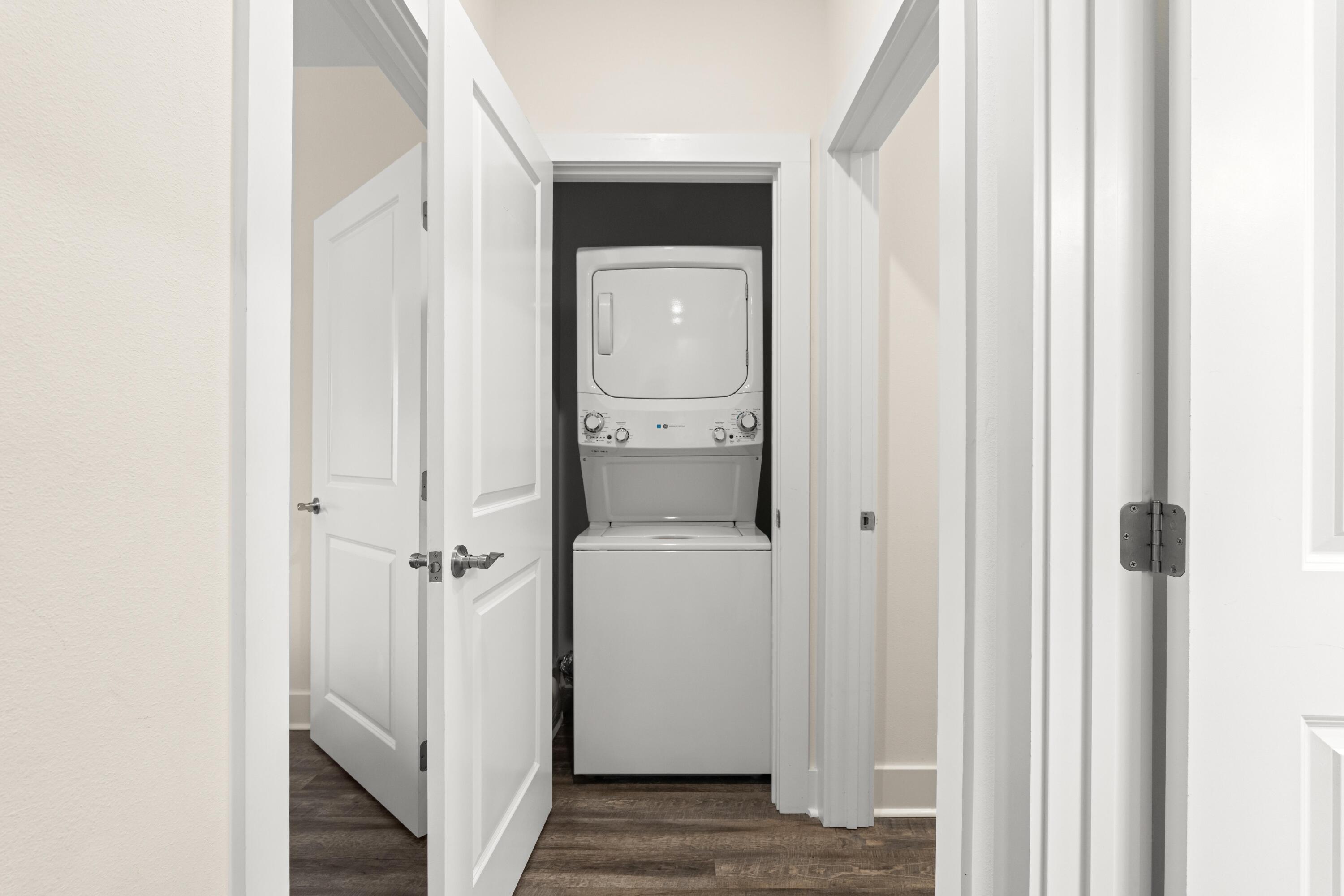 HIDDEN LAKE Condominium - Residential