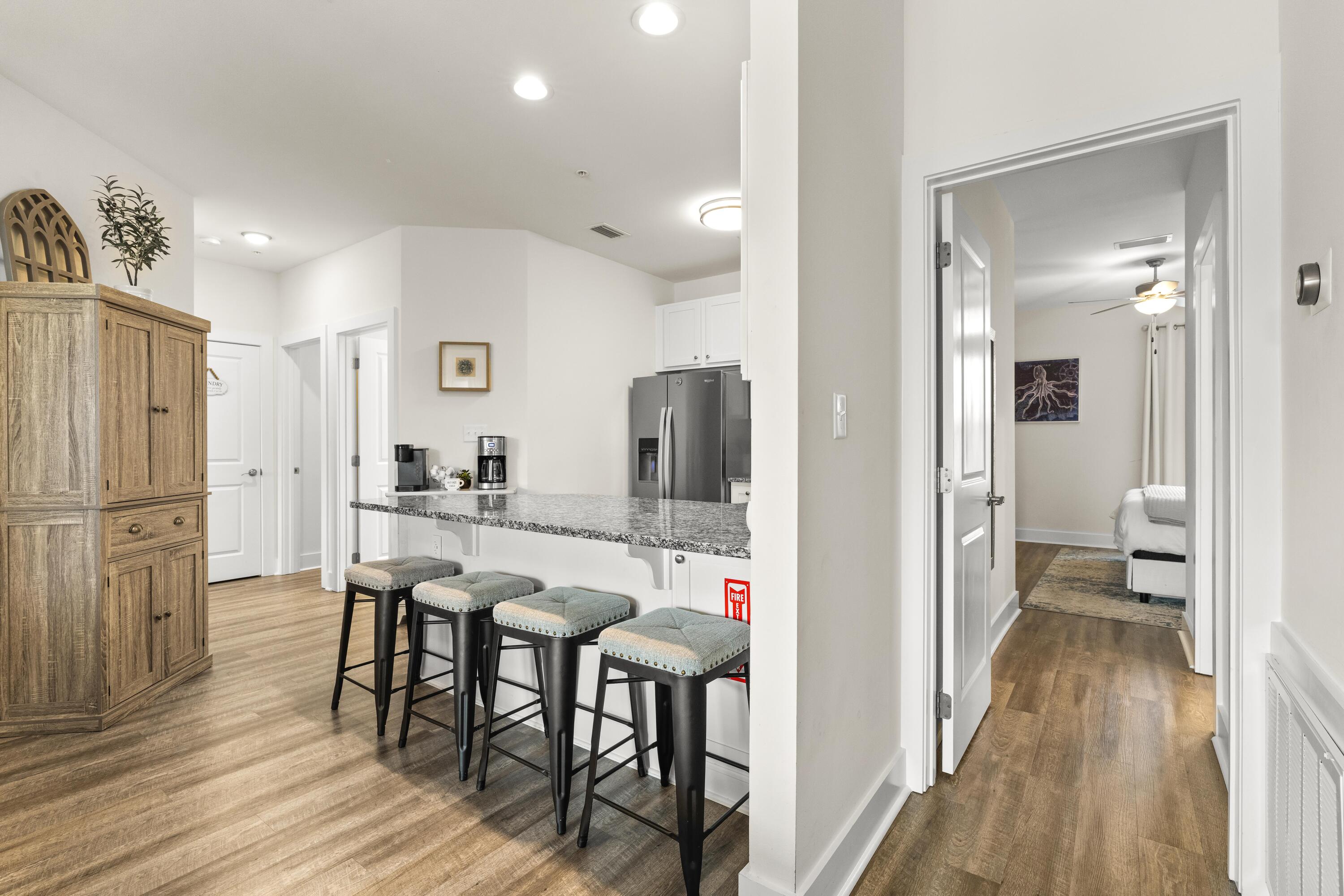 HIDDEN LAKE Condominium - Residential