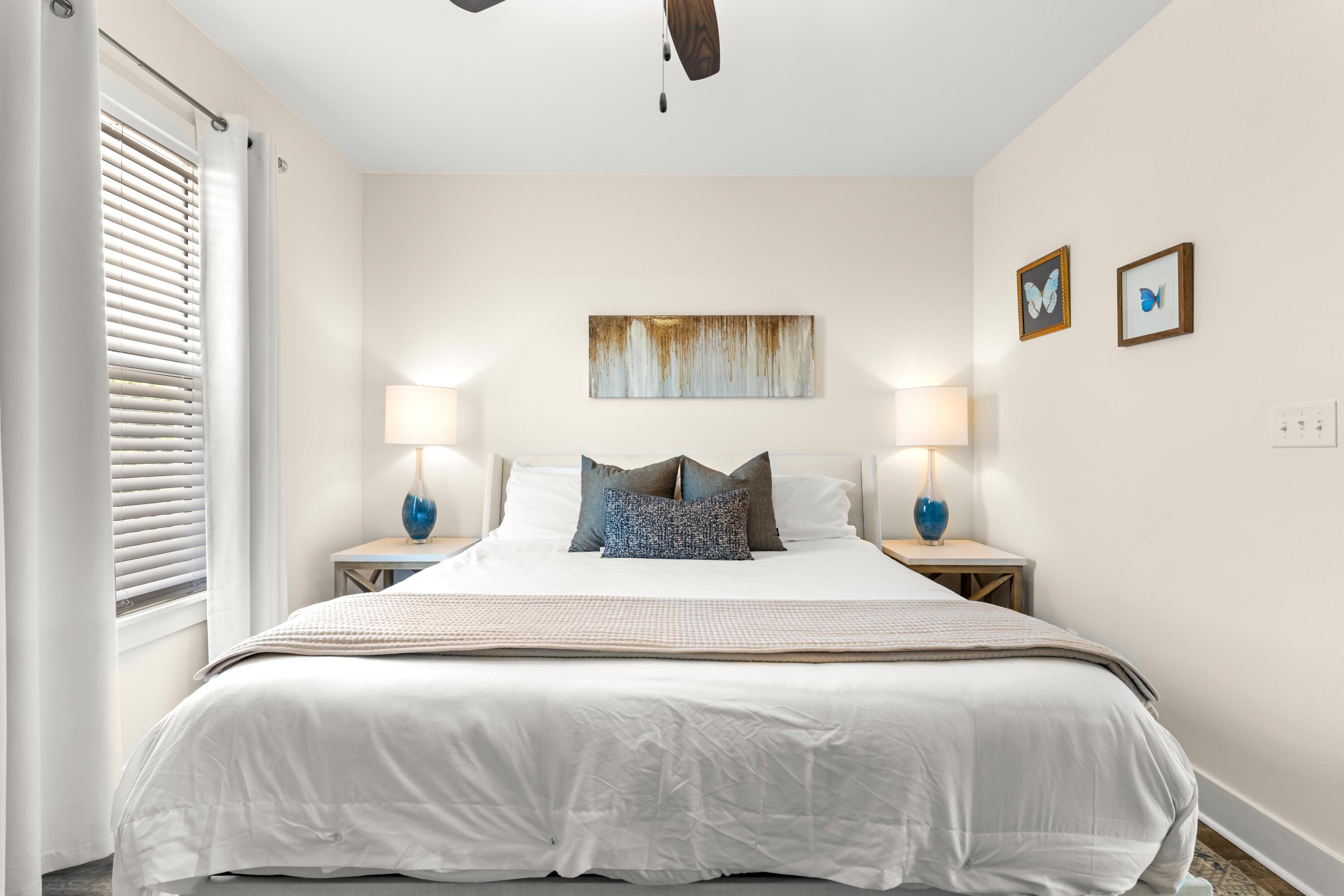 HIDDEN LAKE Condominium - Residential