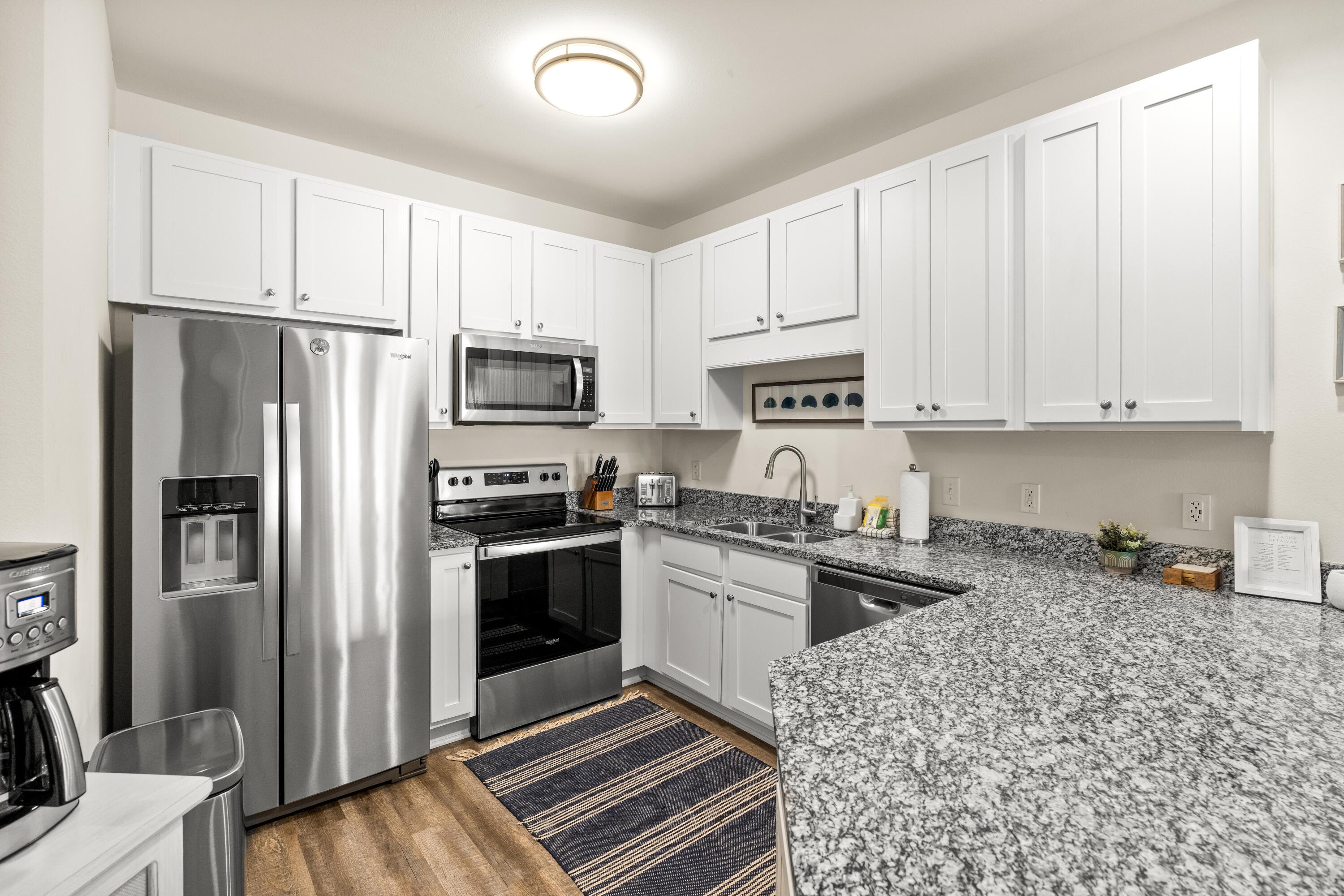 HIDDEN LAKE Condominium - Residential