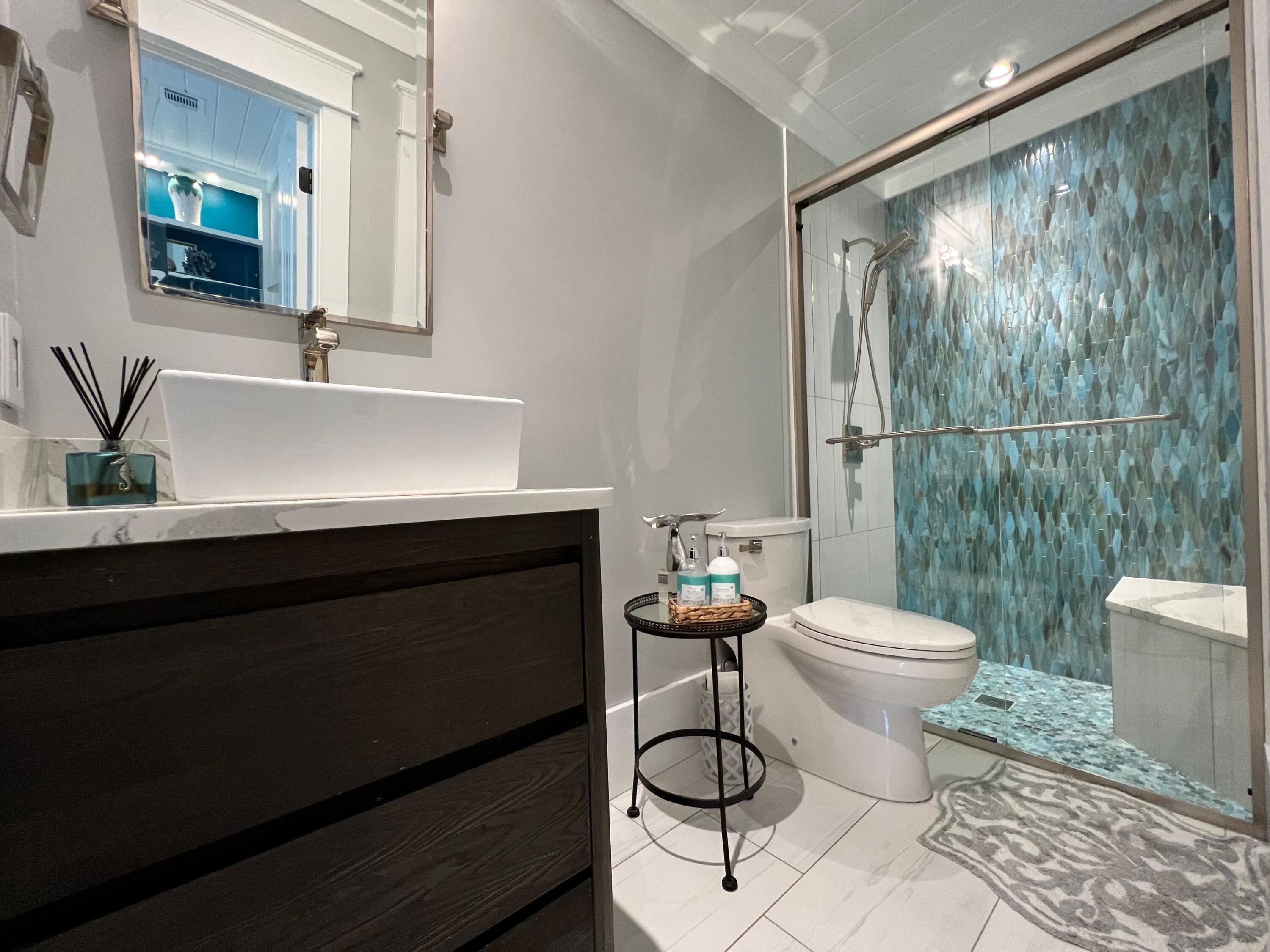 HOLIDAY ISLE - Residential