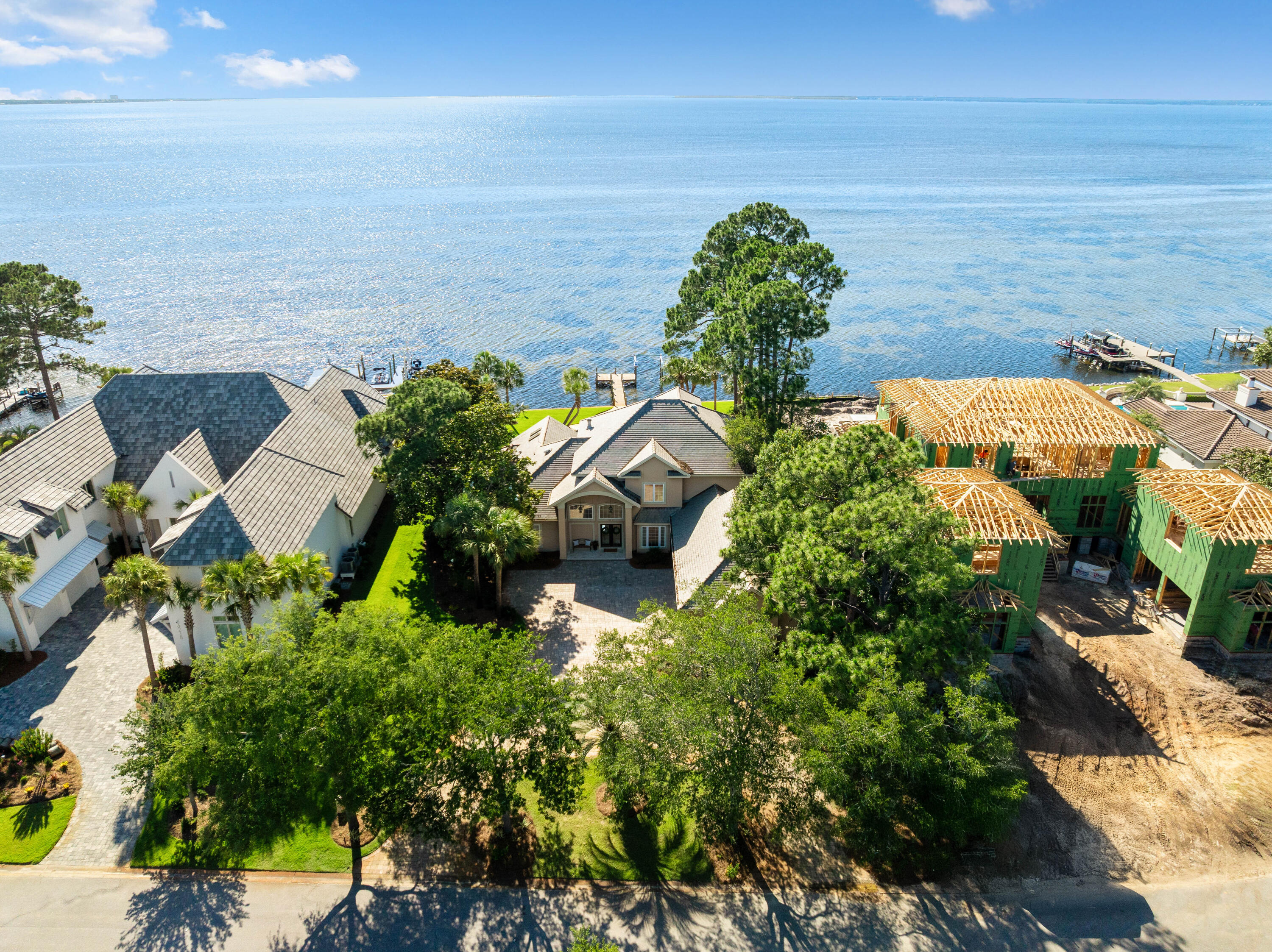 3217 Bay Estates Circle