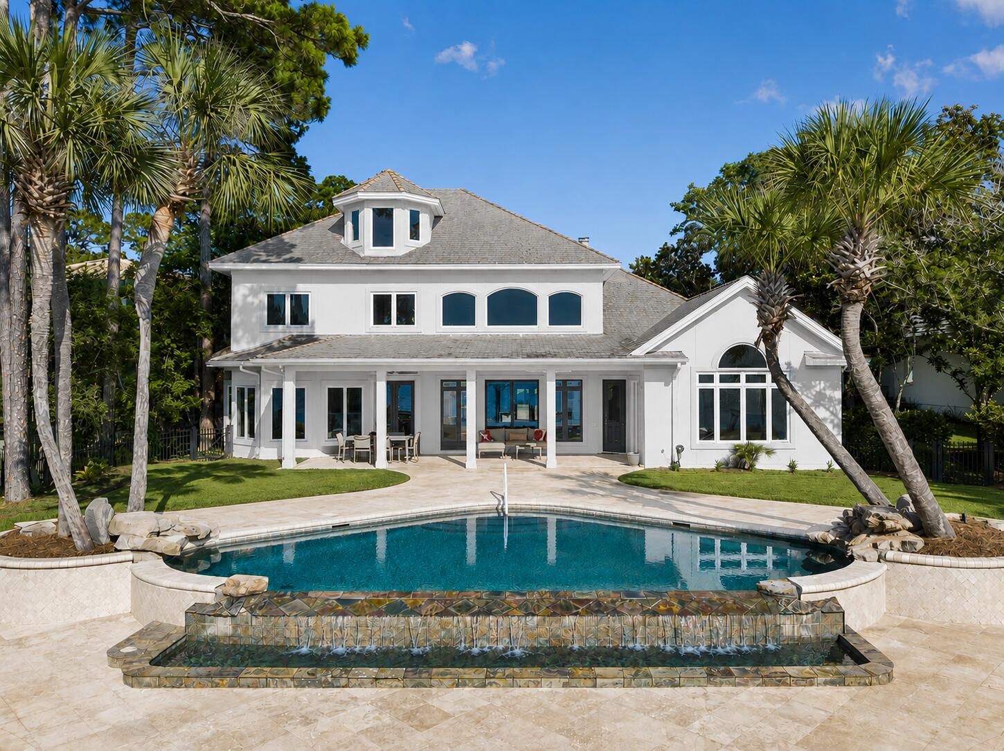 3217 Bay Estates Circle