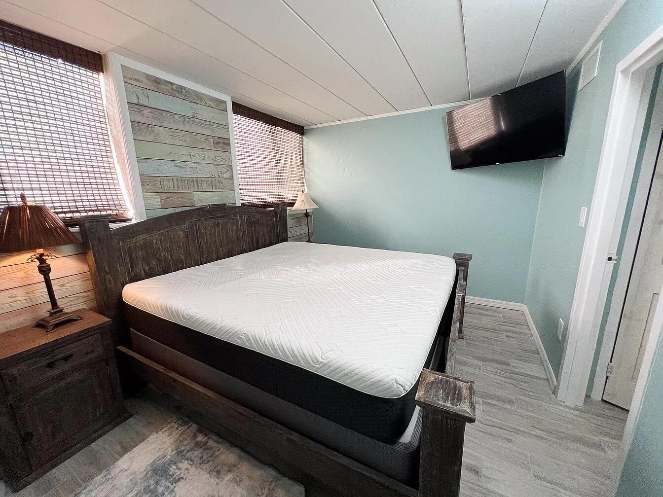 SEA PALM CONDO - Residential