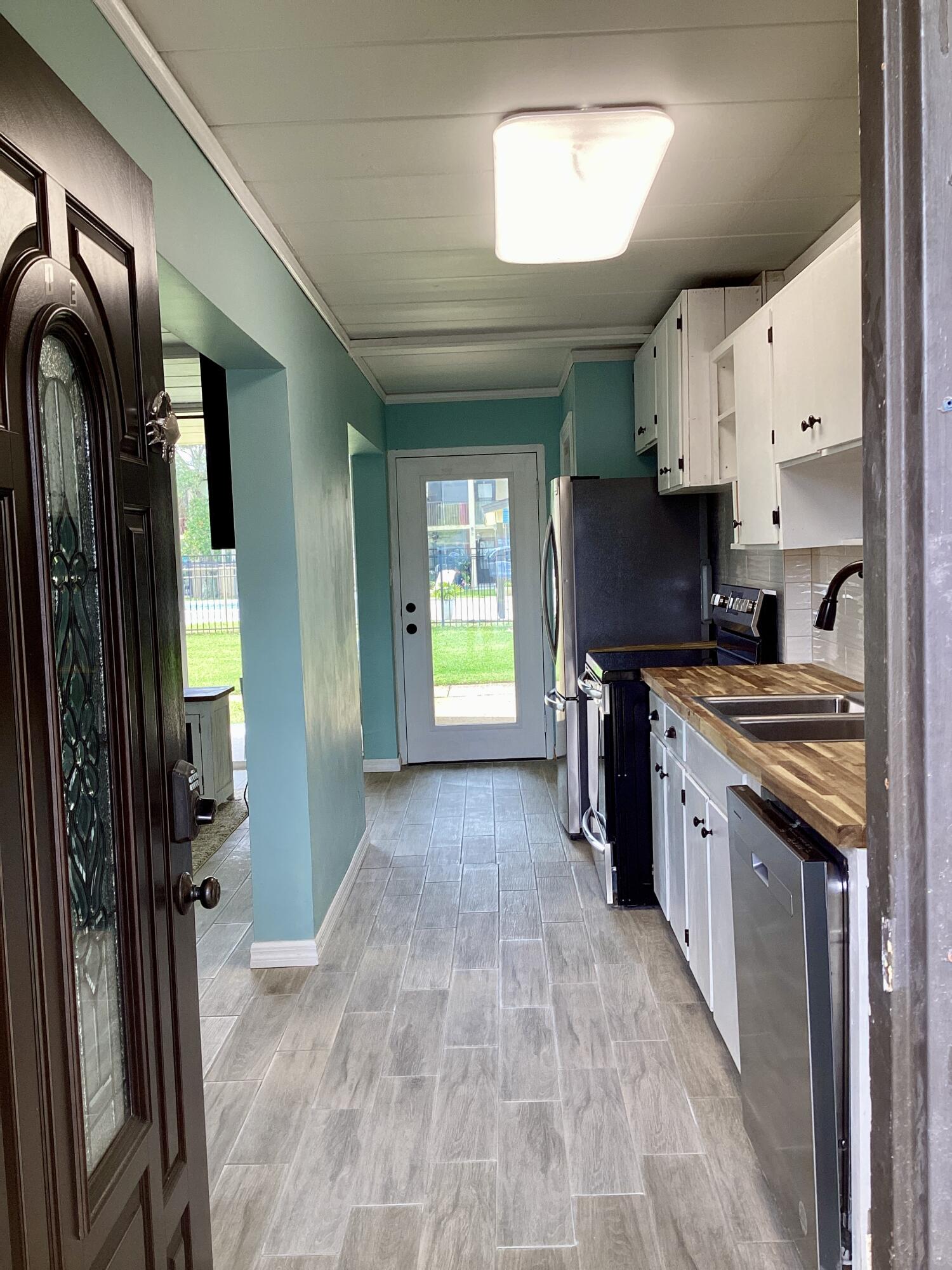 SEA PALM CONDO - Residential