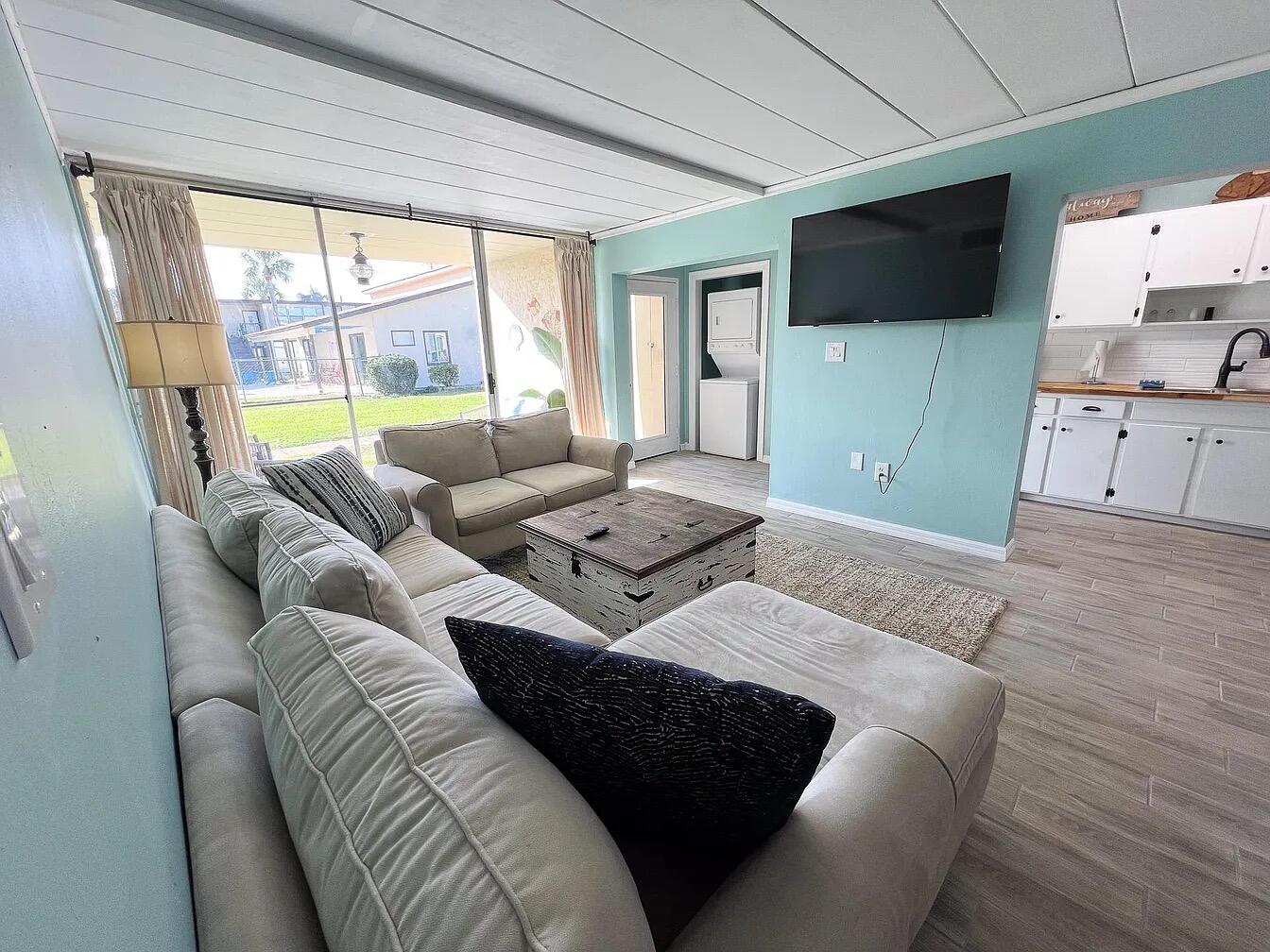 SEA PALM CONDO - Residential