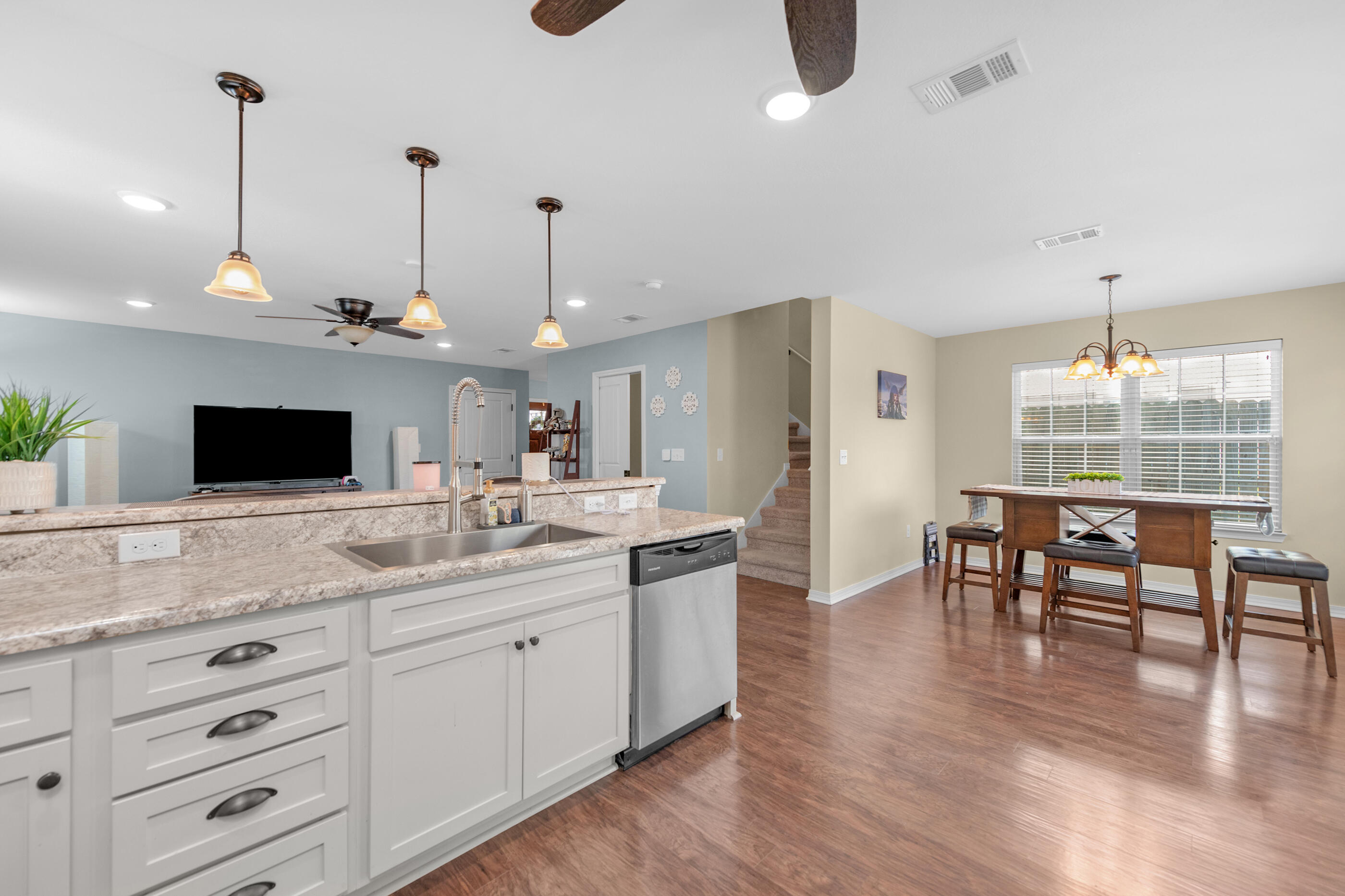 STILLWELL ESTATES - Residential