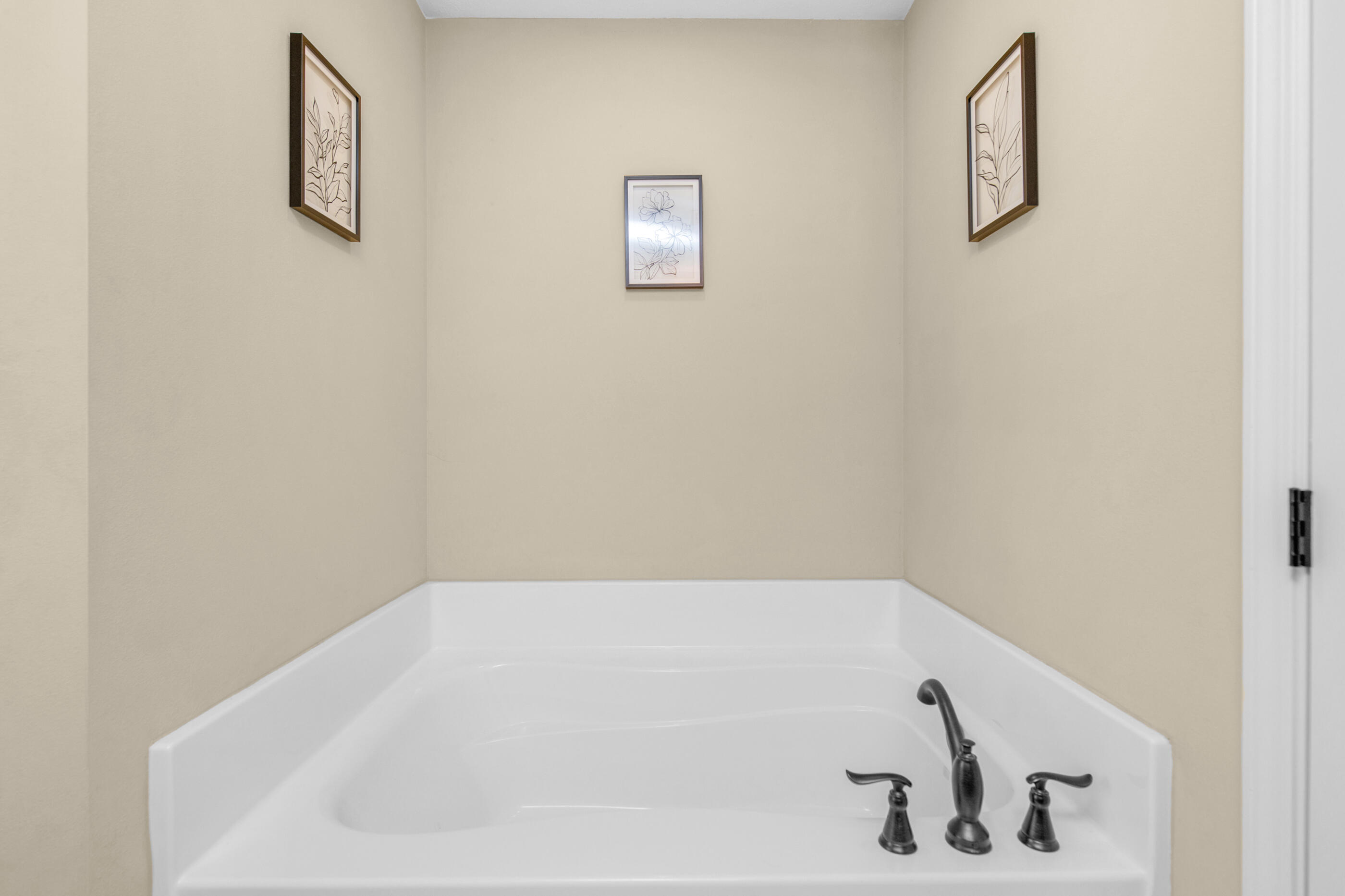 STILLWELL ESTATES - Residential