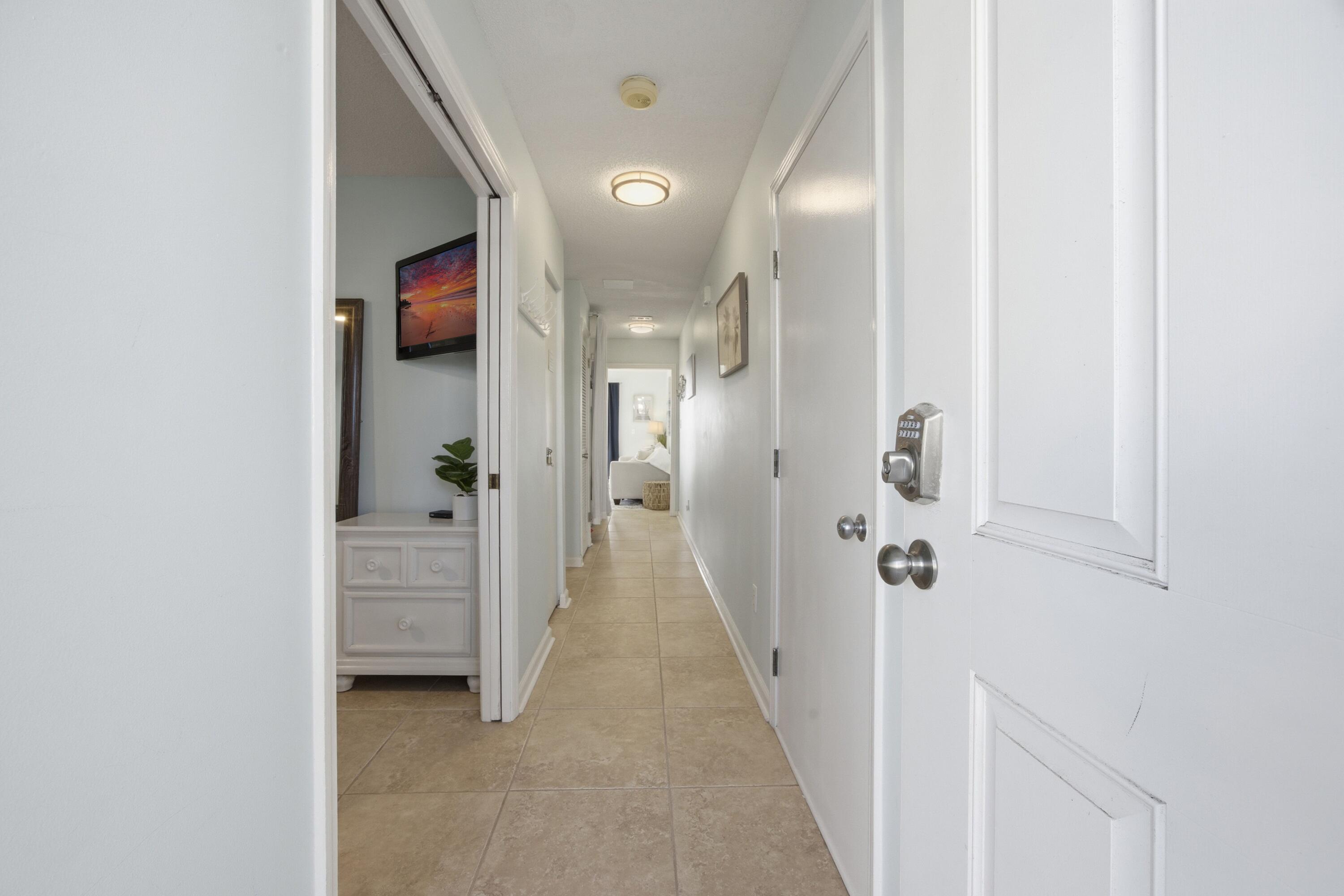 SUMMERSPELL CONDO - Residential