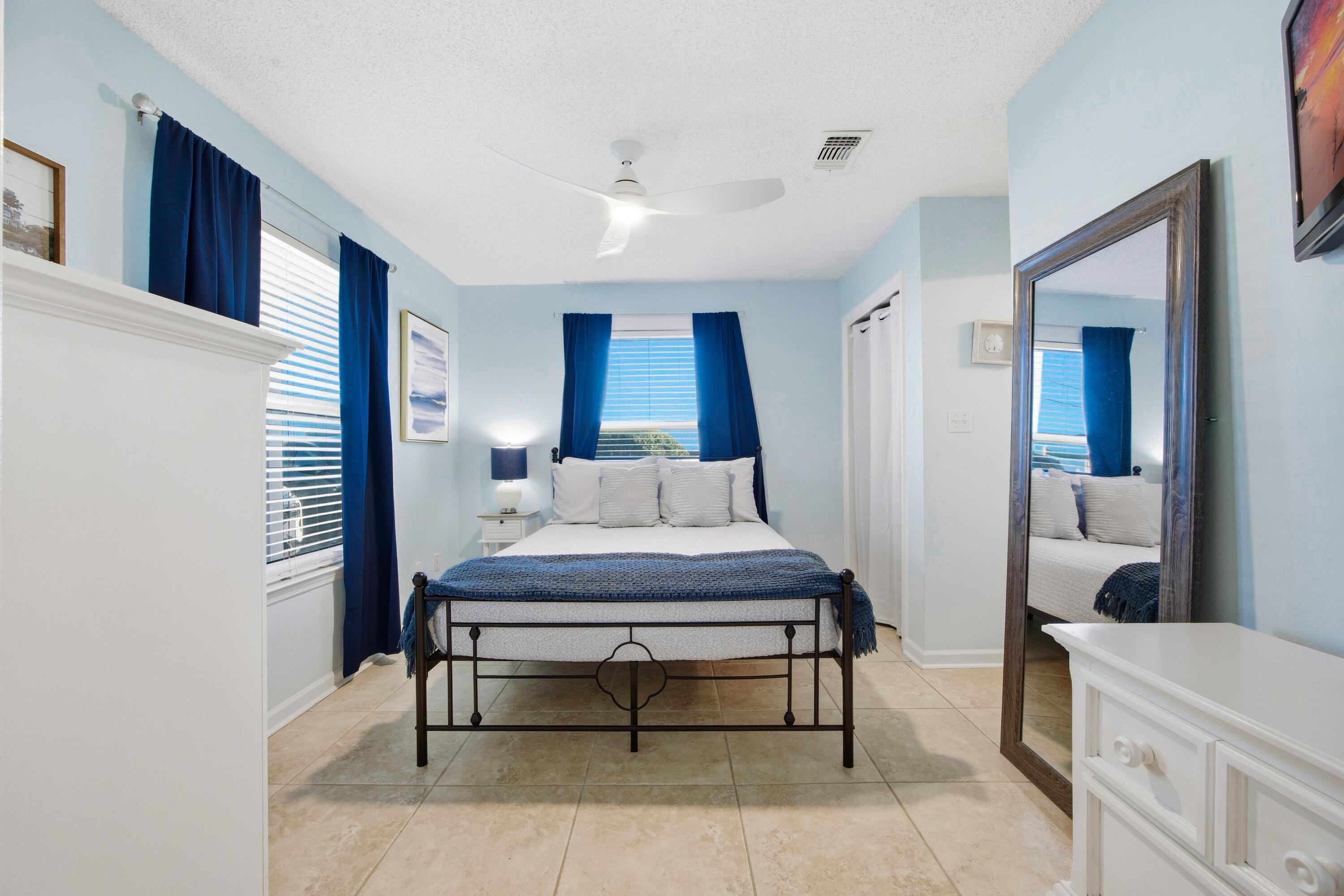 SUMMERSPELL CONDO - Residential