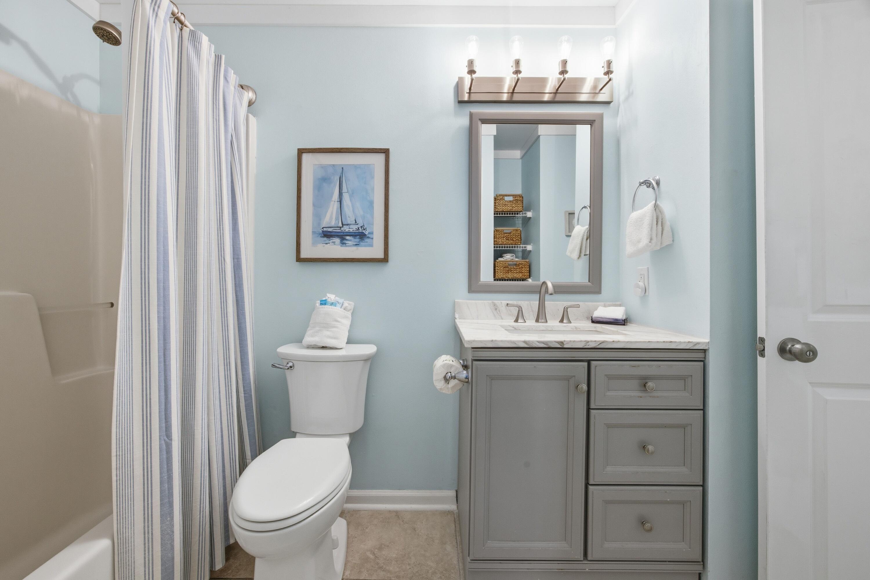 SUMMERSPELL CONDO - Residential