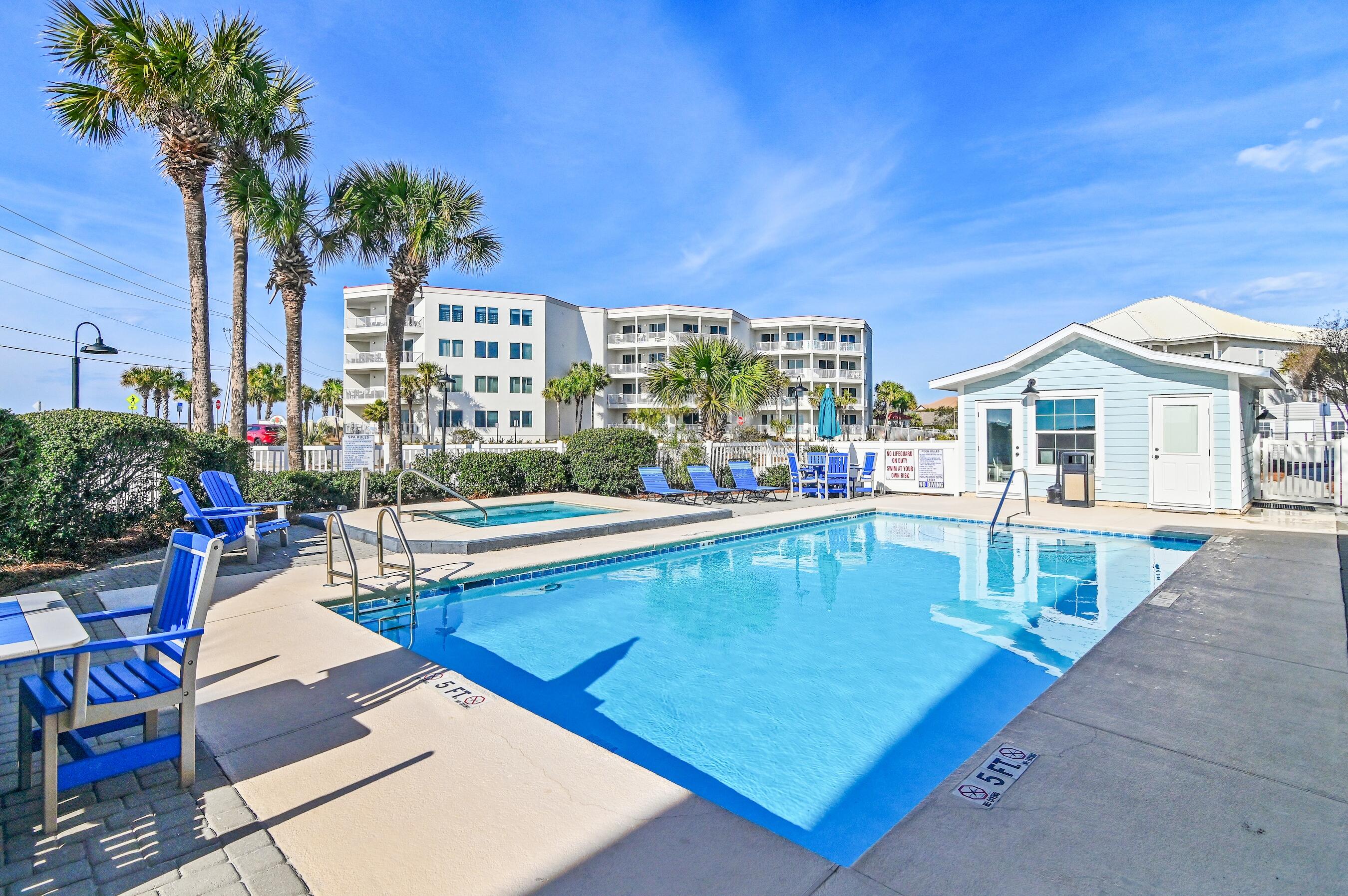 SUMMERSPELL CONDO - Residential